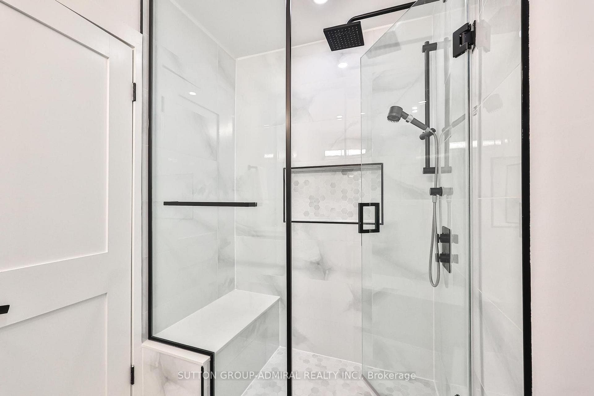 256 Torresdale Avenue photo 44