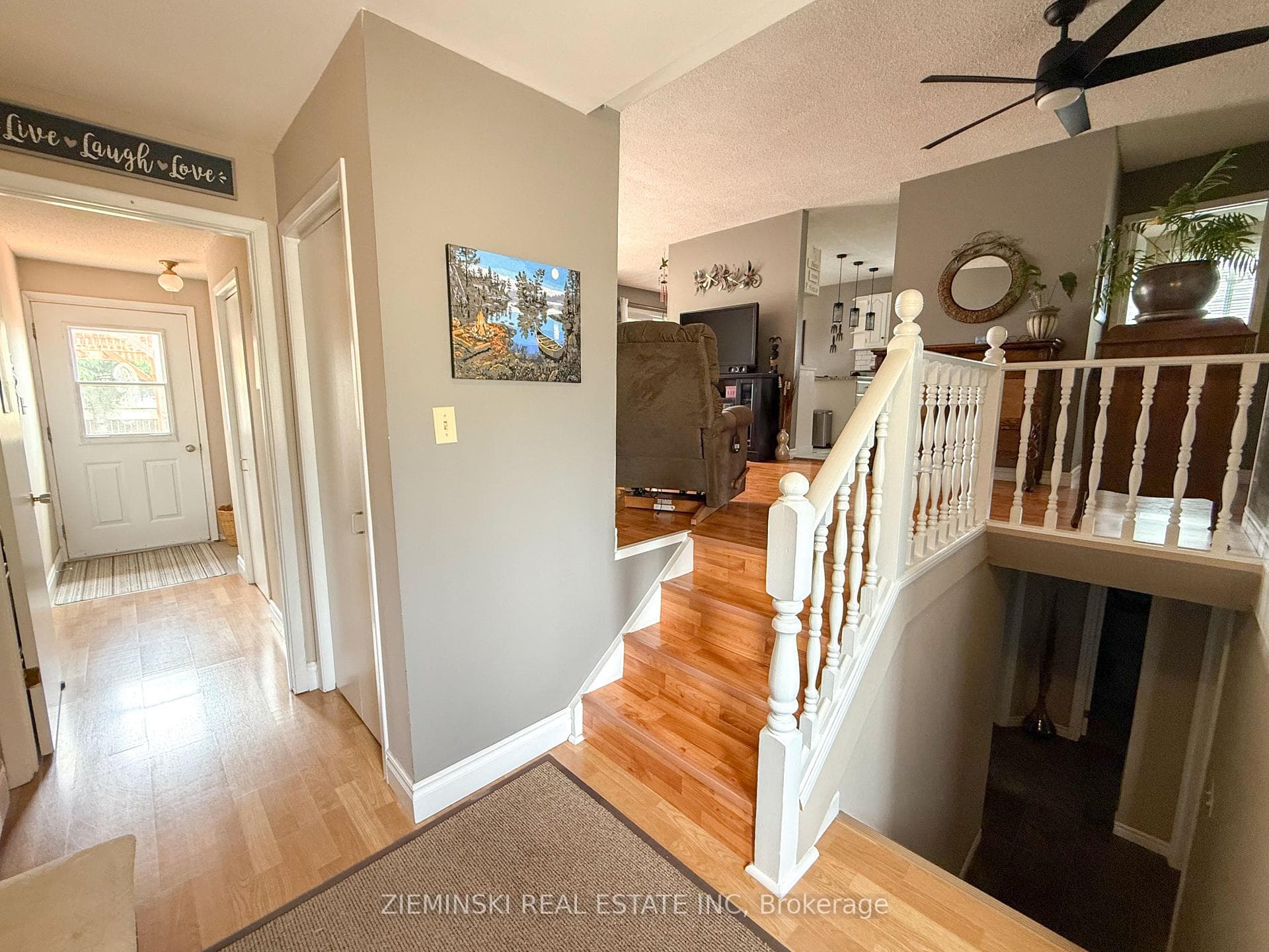 605 Bristol Road photo 11