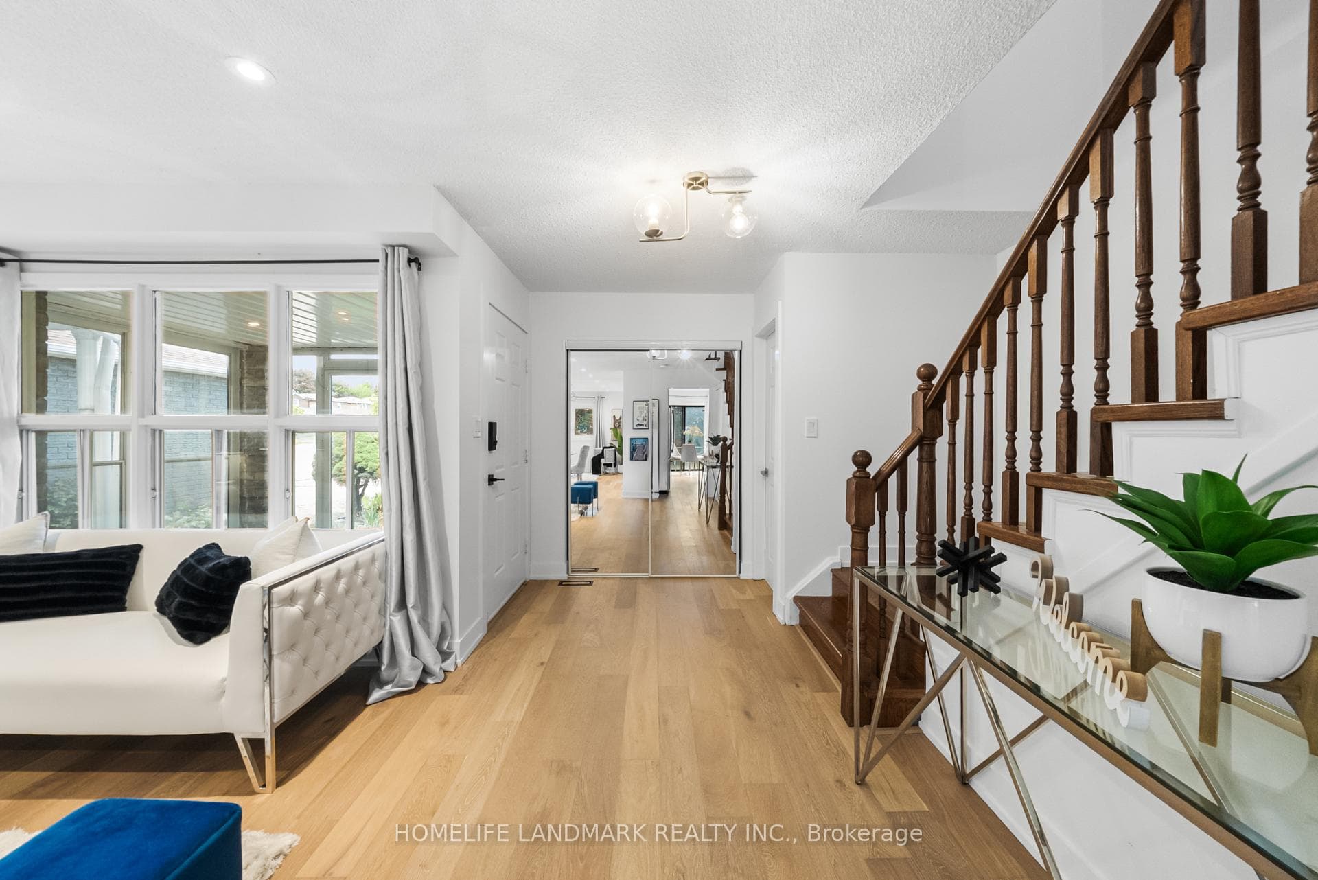 90 Gray Crescent photo 22