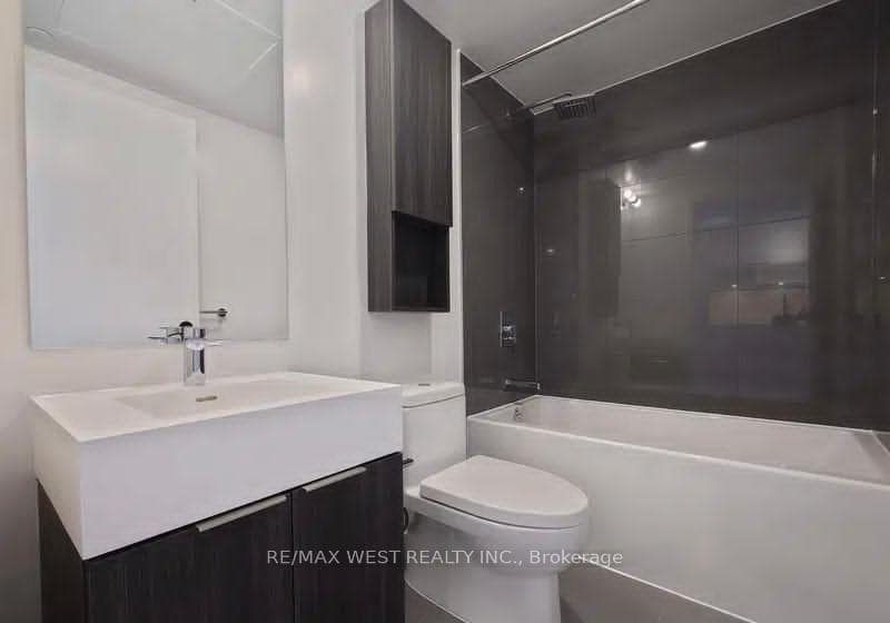 35 Rolling Mills Road Unit 502 photo 12