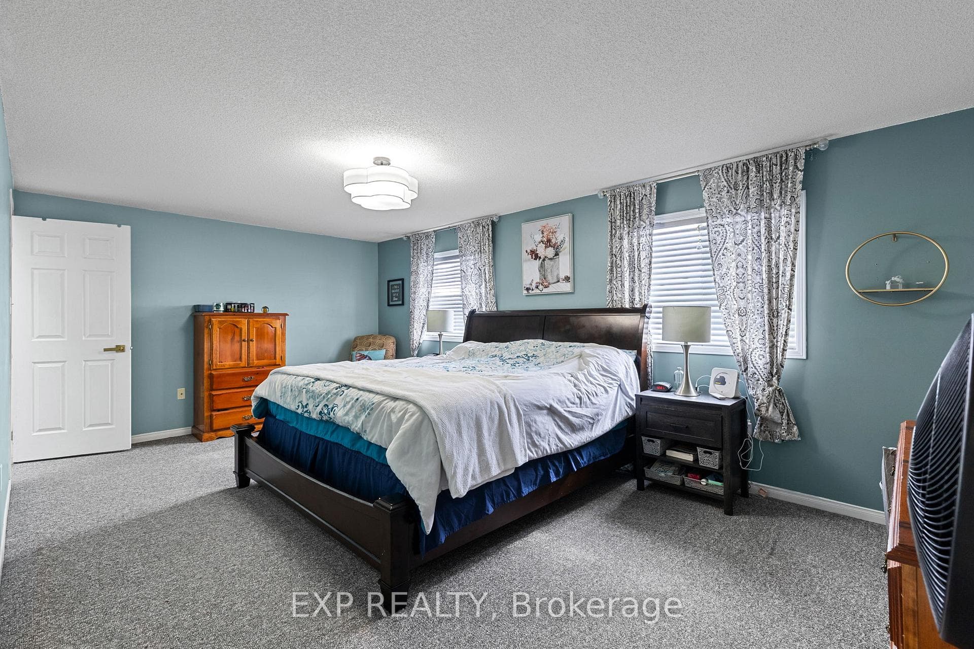 5 SUN KING Crescent photo 21