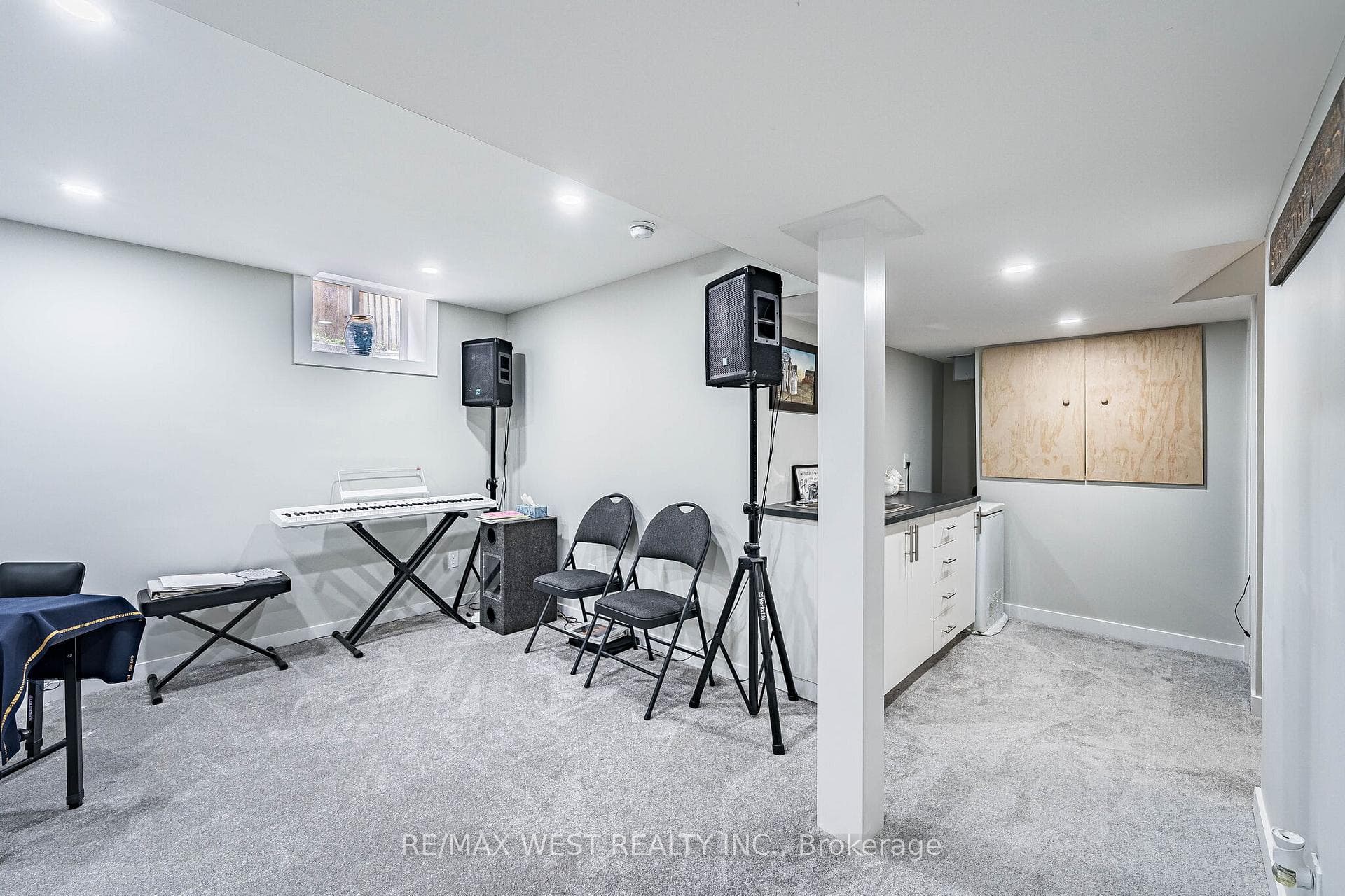 5 Moir Crescent photo 38