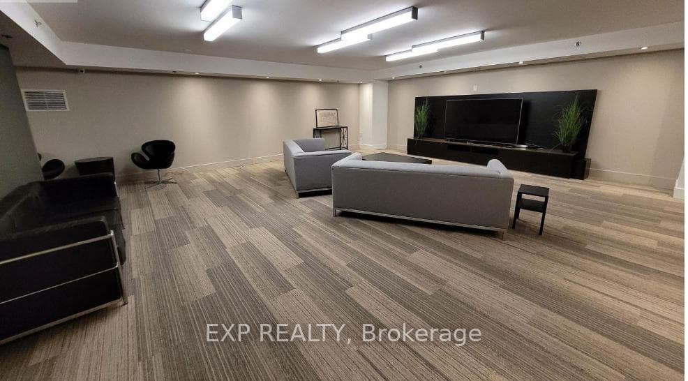 36 Lisgar Street Unit 611E photo 13