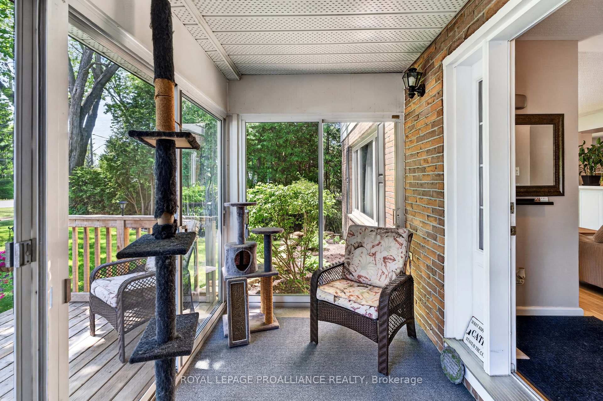 393 Stewart Boulevard photo 3