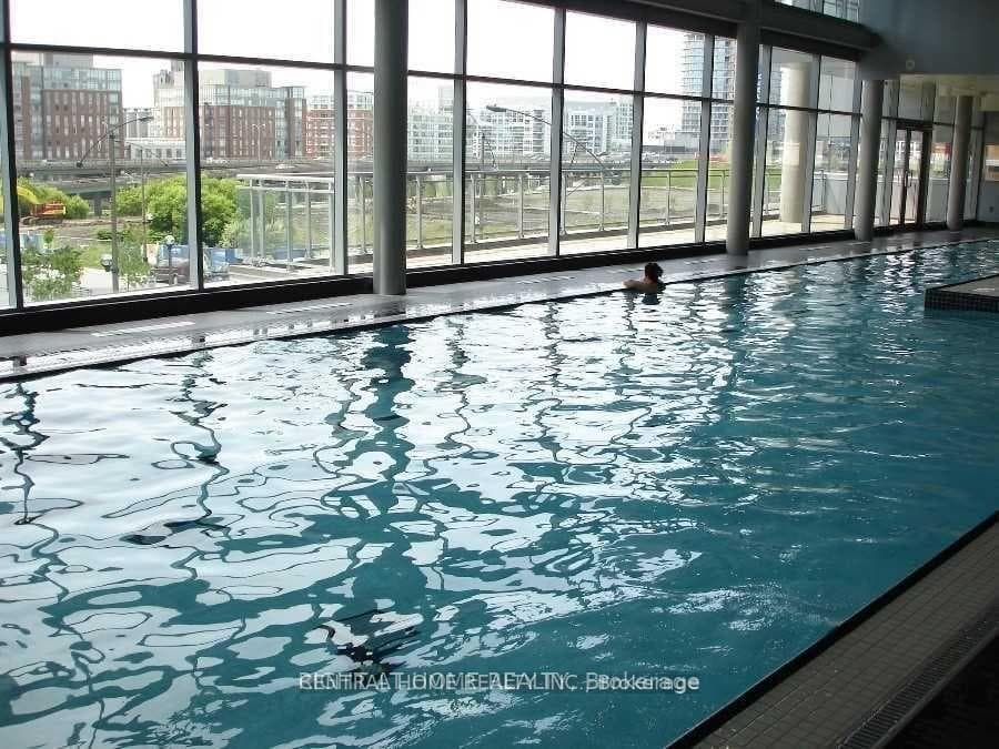 4K Spadina Avenue Unit 729 photo 12