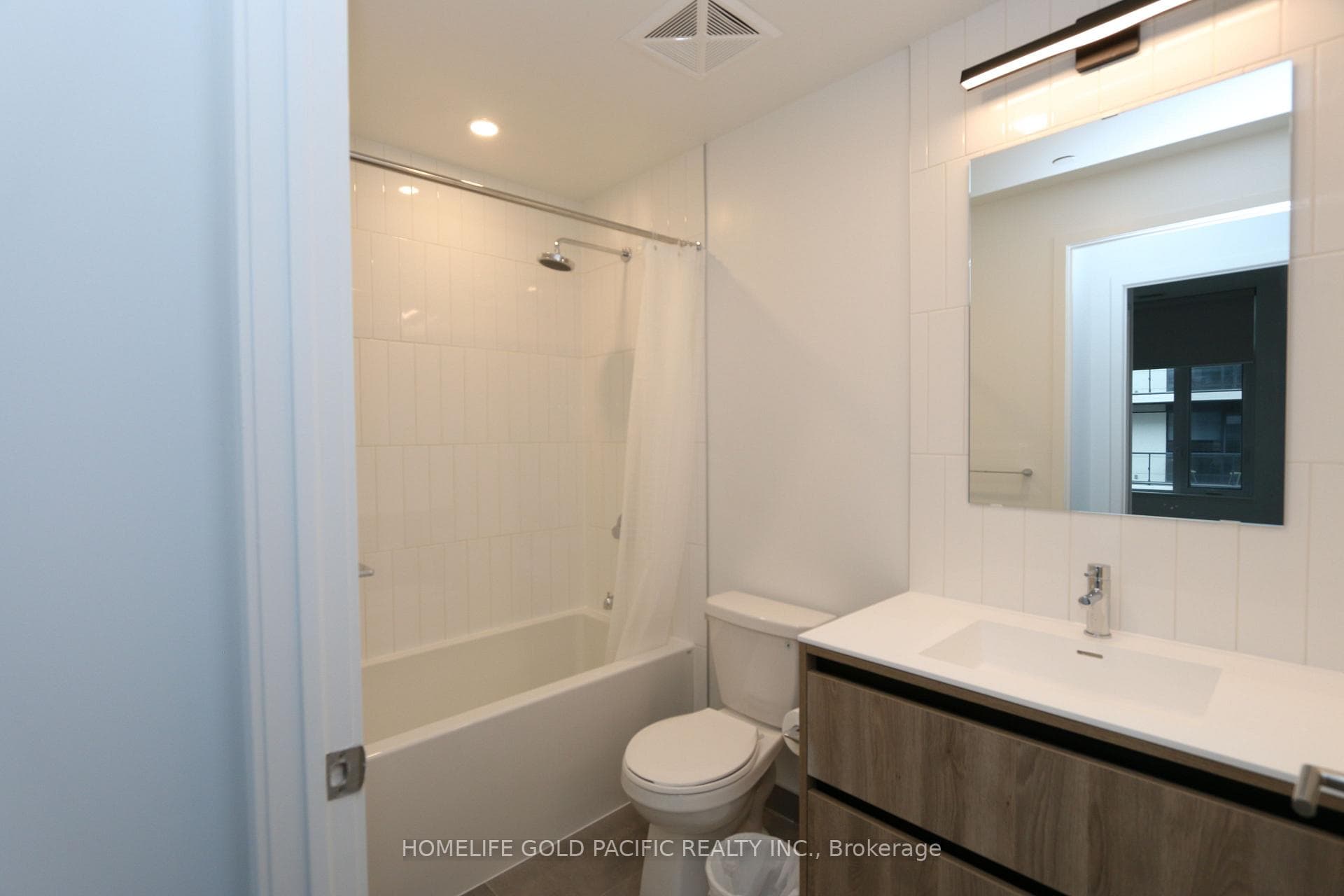 8 Beverley Glen Boulevard Unit 520 photo 11