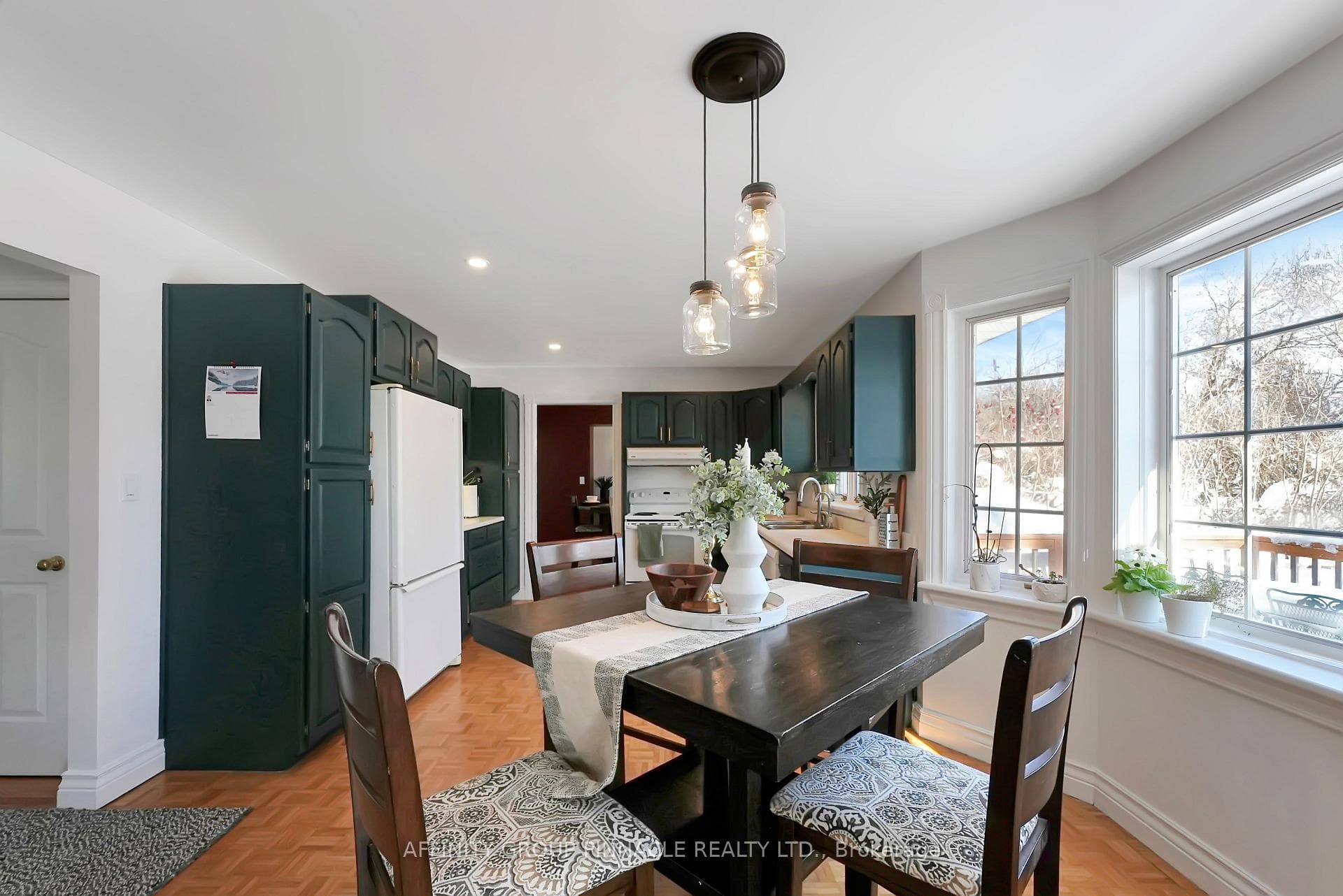 105 Agnes Street photo 8