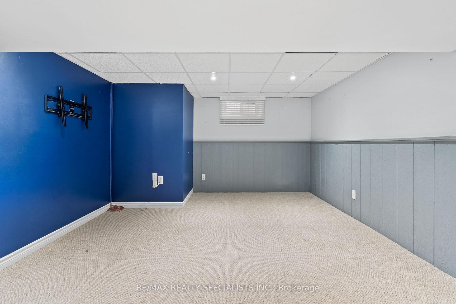 7448 Wanless Street photo 20