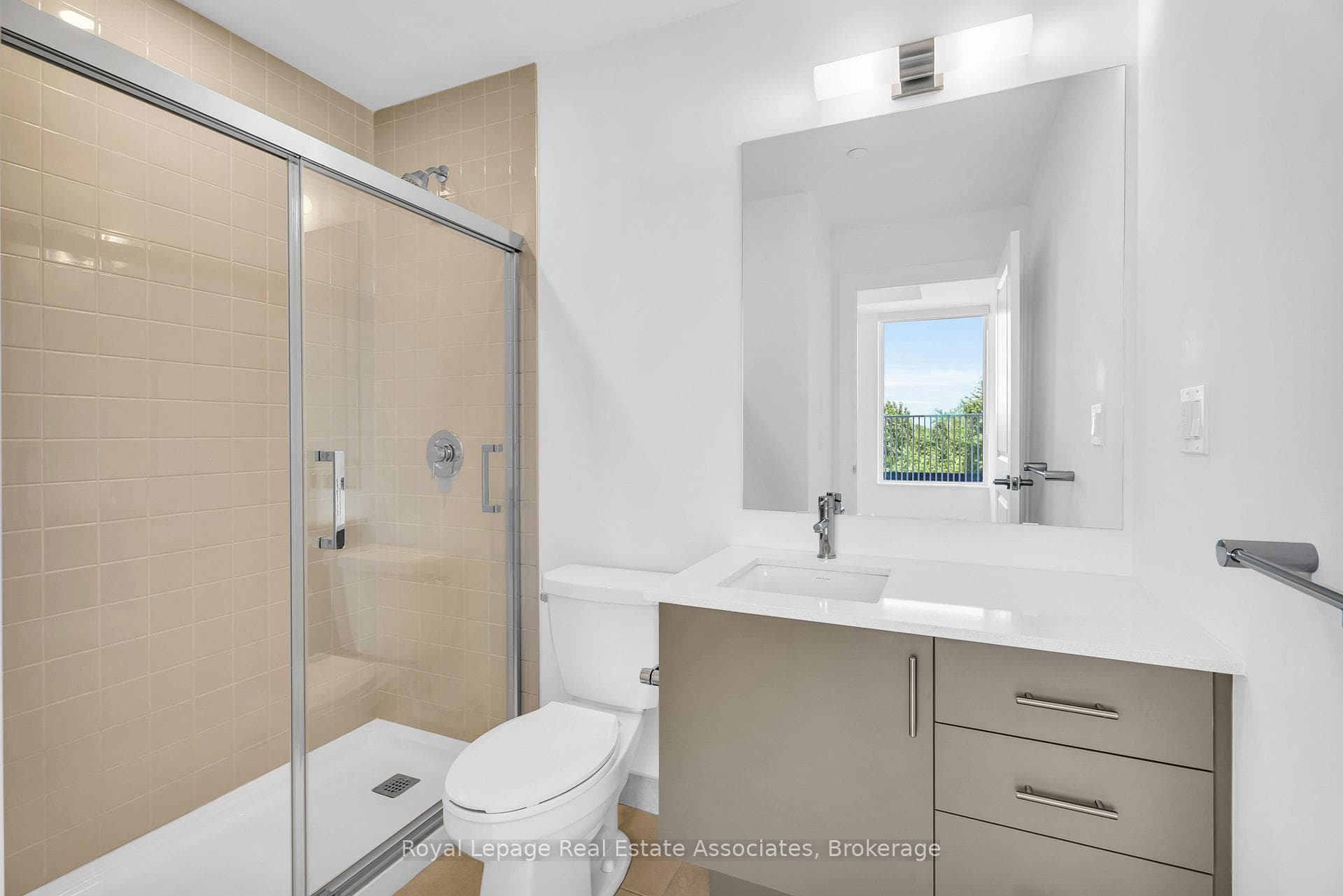3240 William Coltson Avenue Unit 522 photo 20