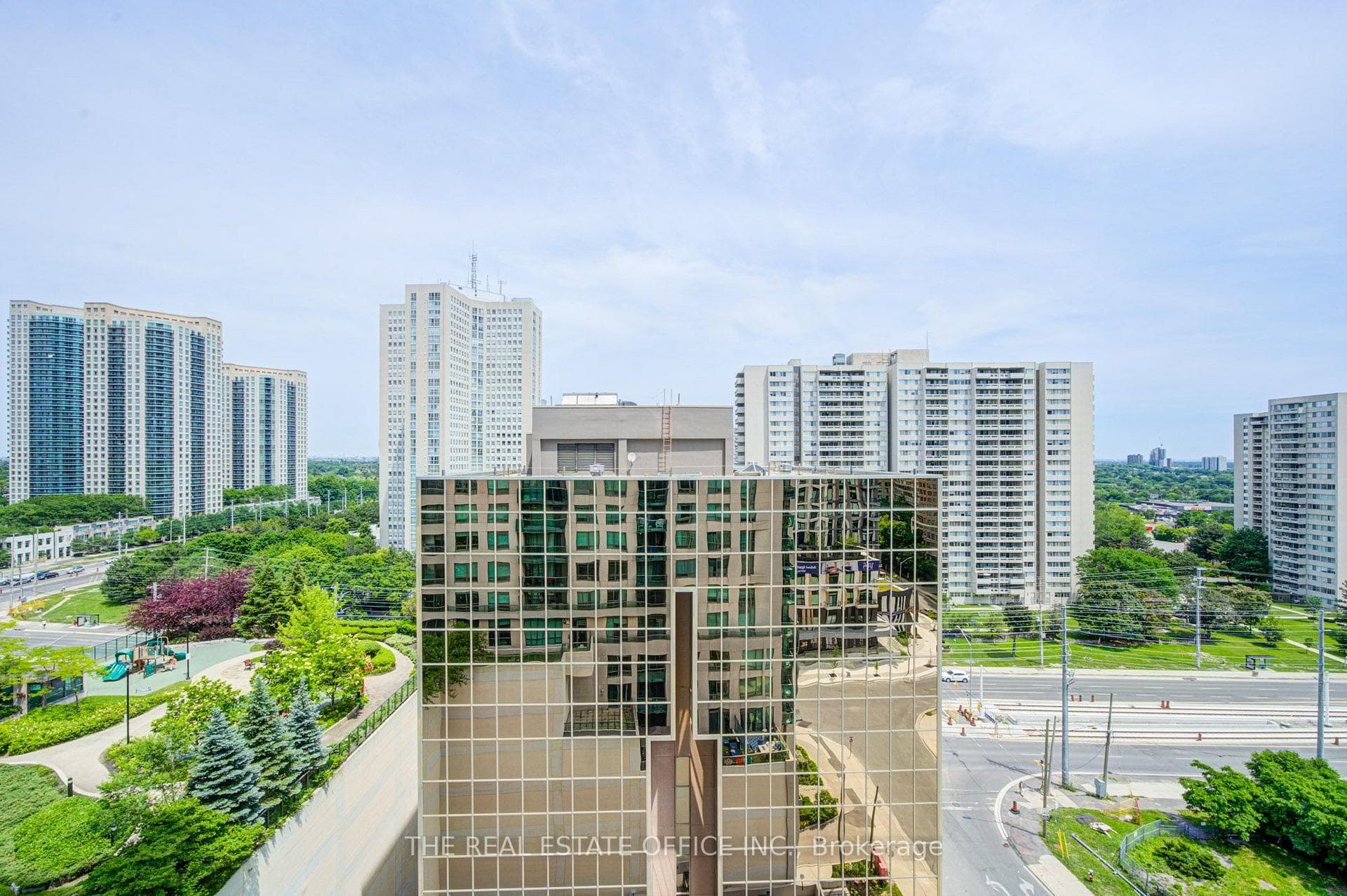 208 Enfield Place Unit 1502 photo 23