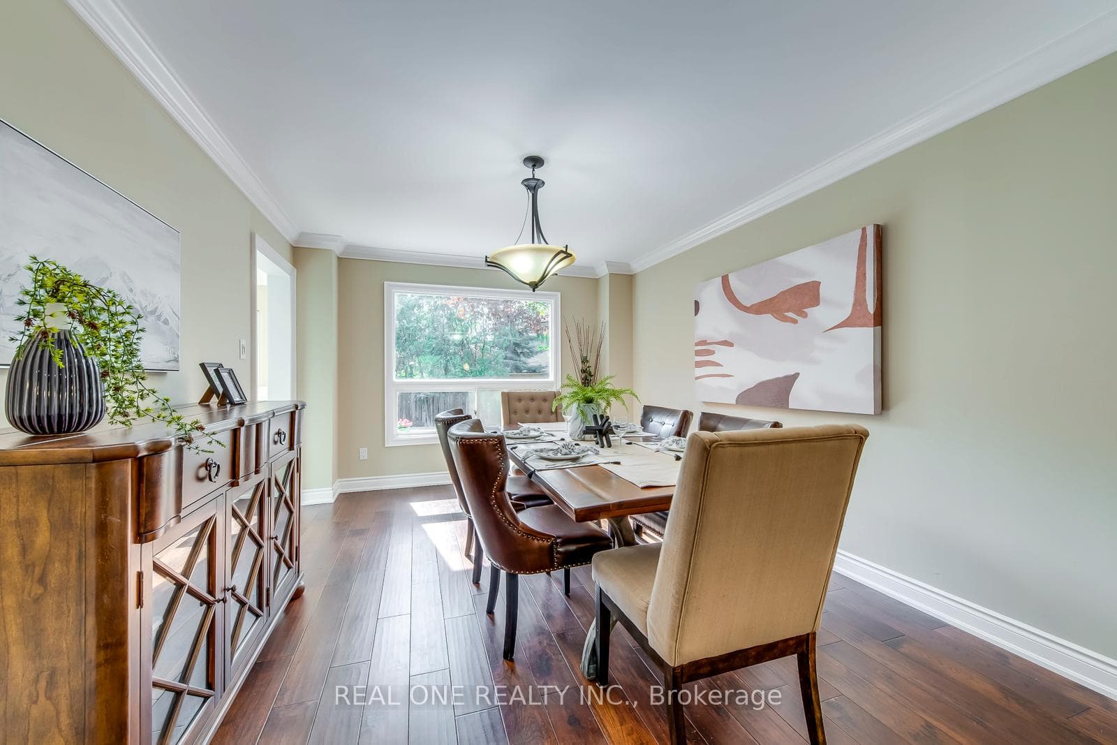 1257 Windrush Drive photo 8