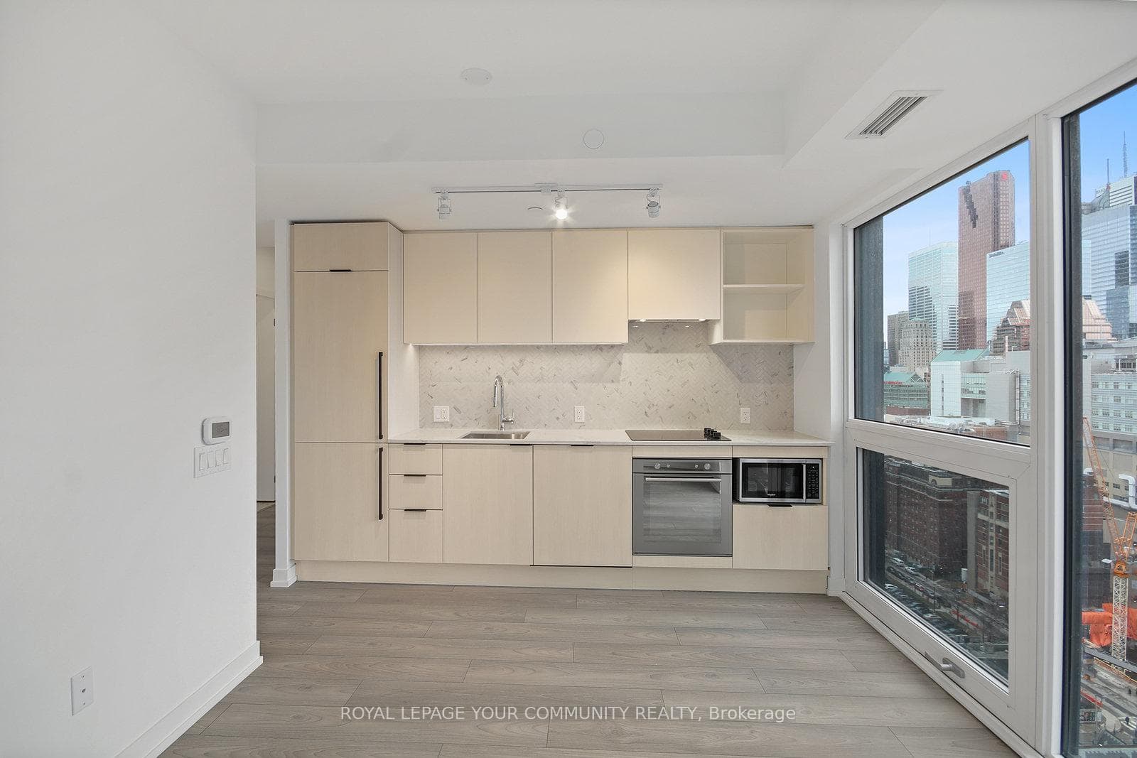 82 Dalhousie Street Unit 2712 photo 5