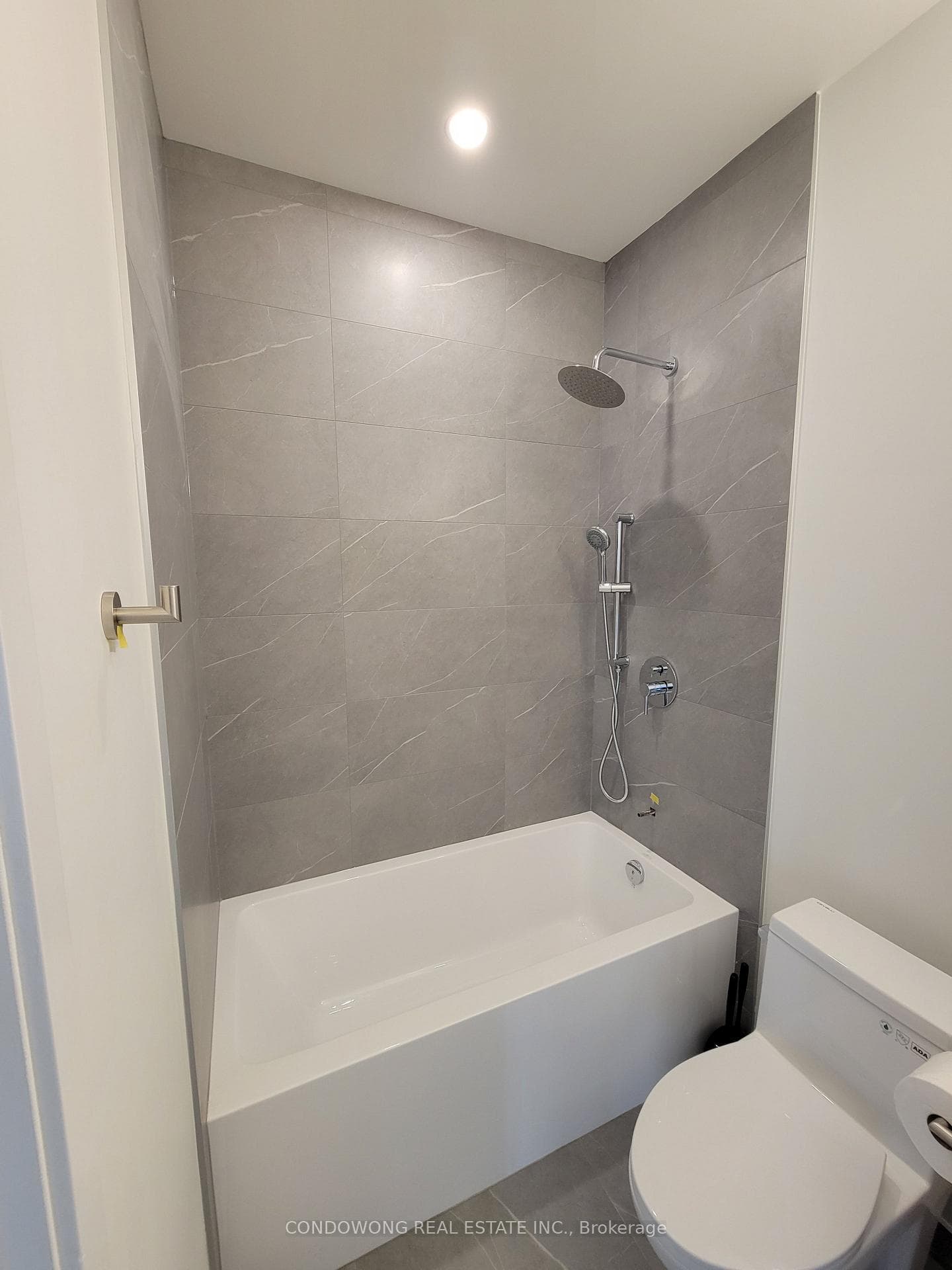 8868 Yonge Street Unit 707E photo 16