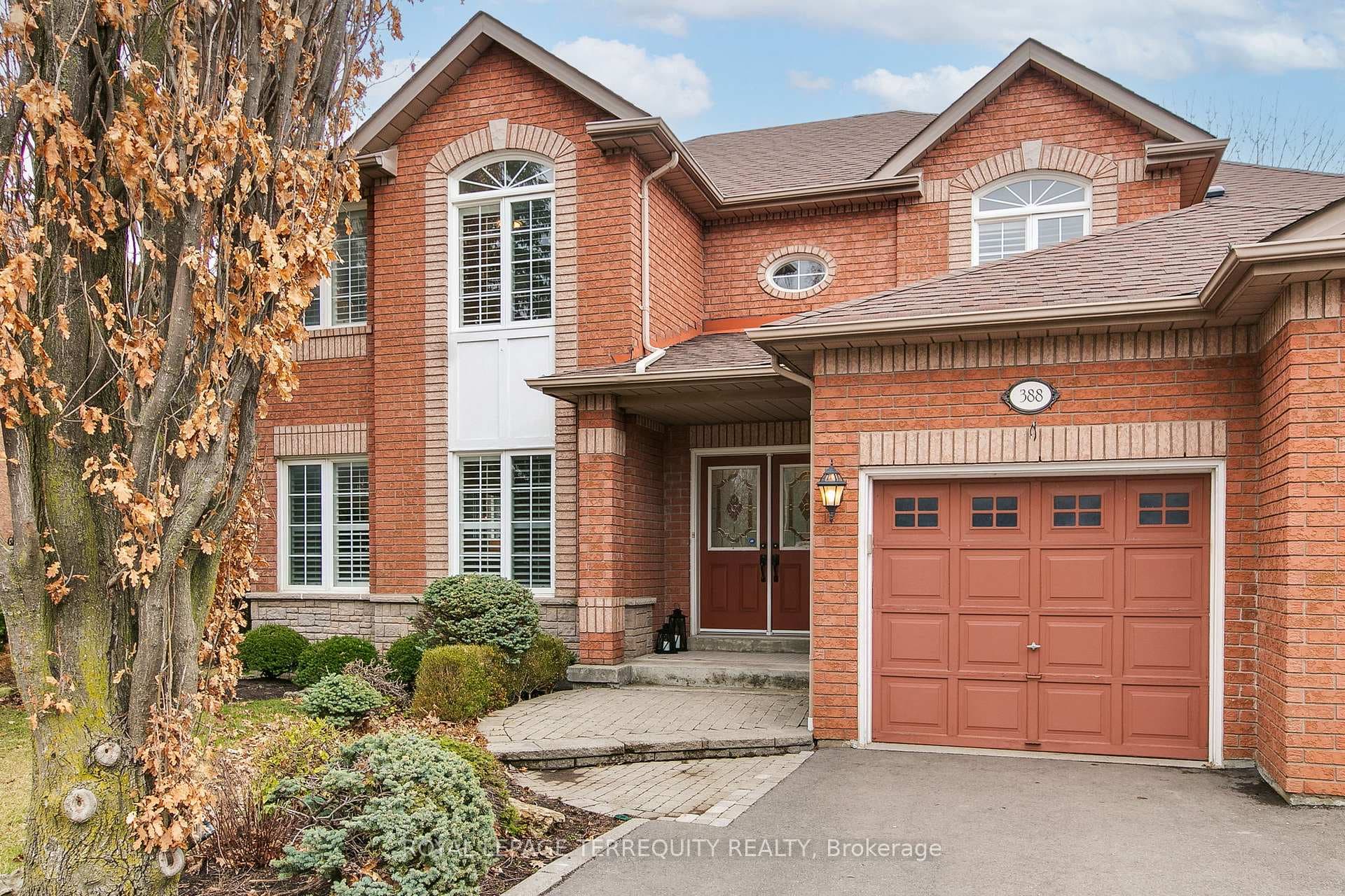 388 Glenkindie Avenue photo 2