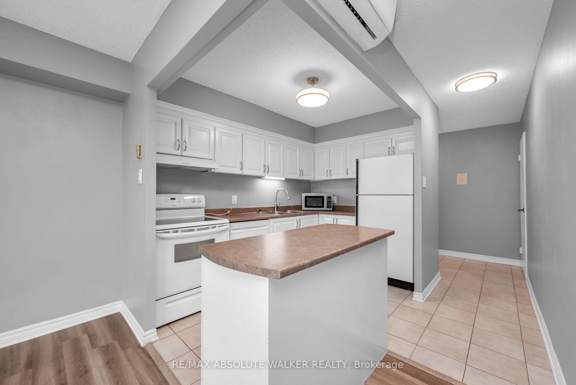 158C MCARTHUR Avenue Unit 1604 photo 22