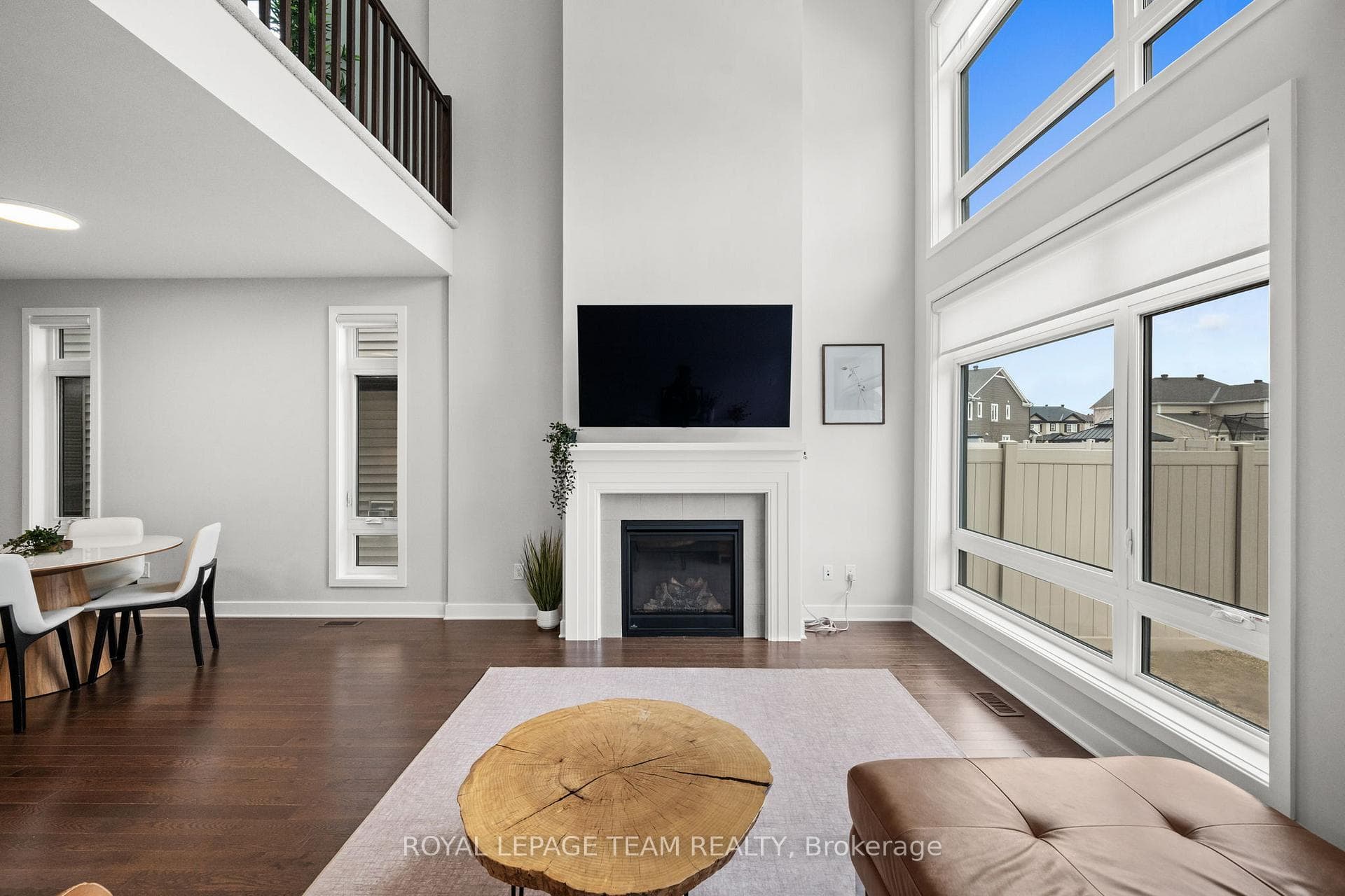 539 Honeylocust Avenue photo 18