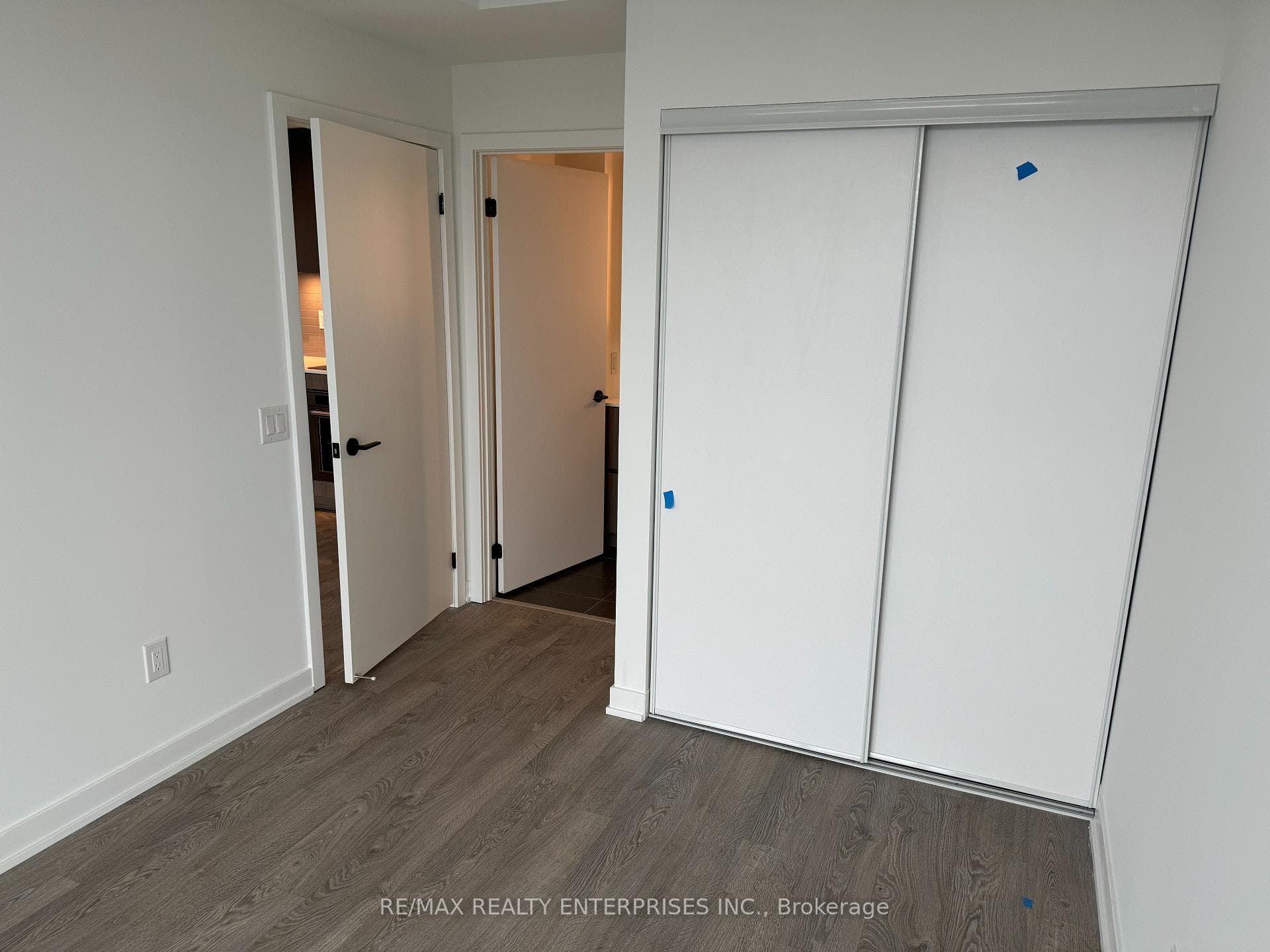 220 Missinnihe Way Unit 901 photo 17