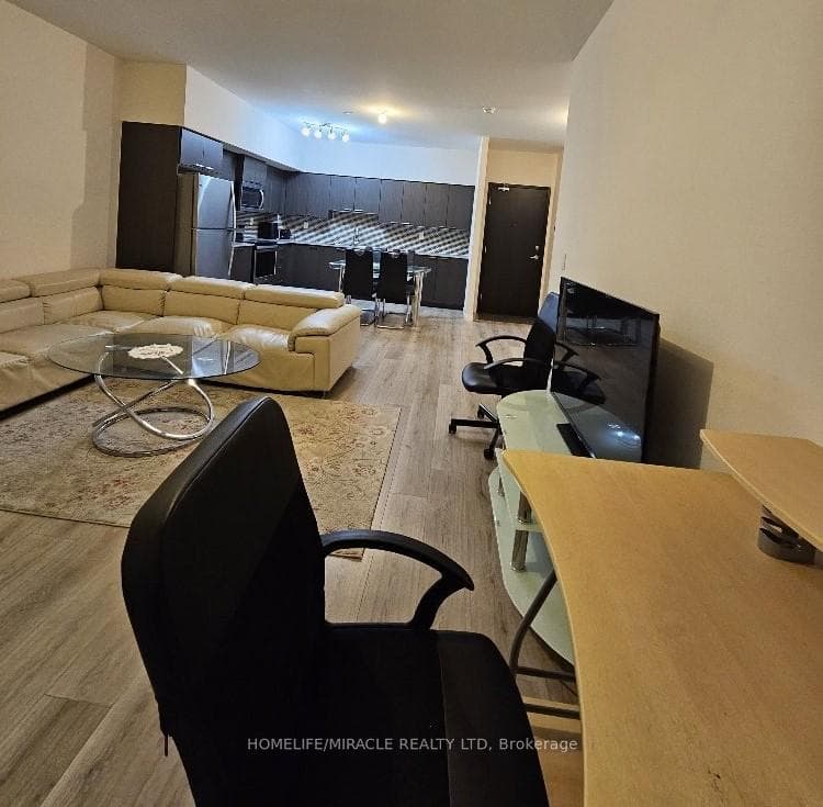 2152 Lawrence Avenue Unit 101 photo 41