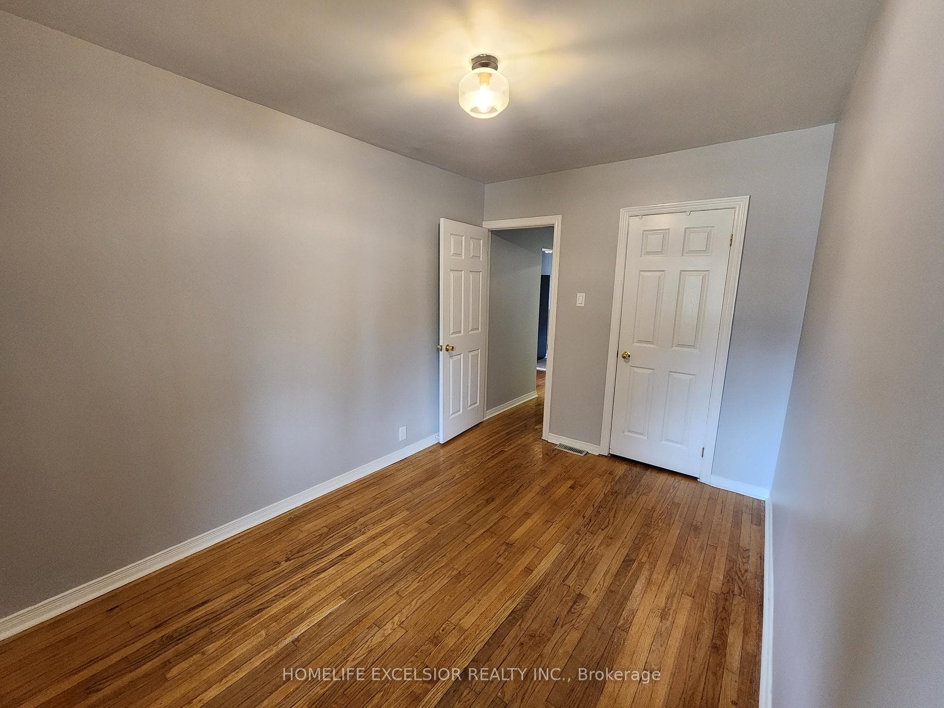 16 Sixteenth Street photo 11
