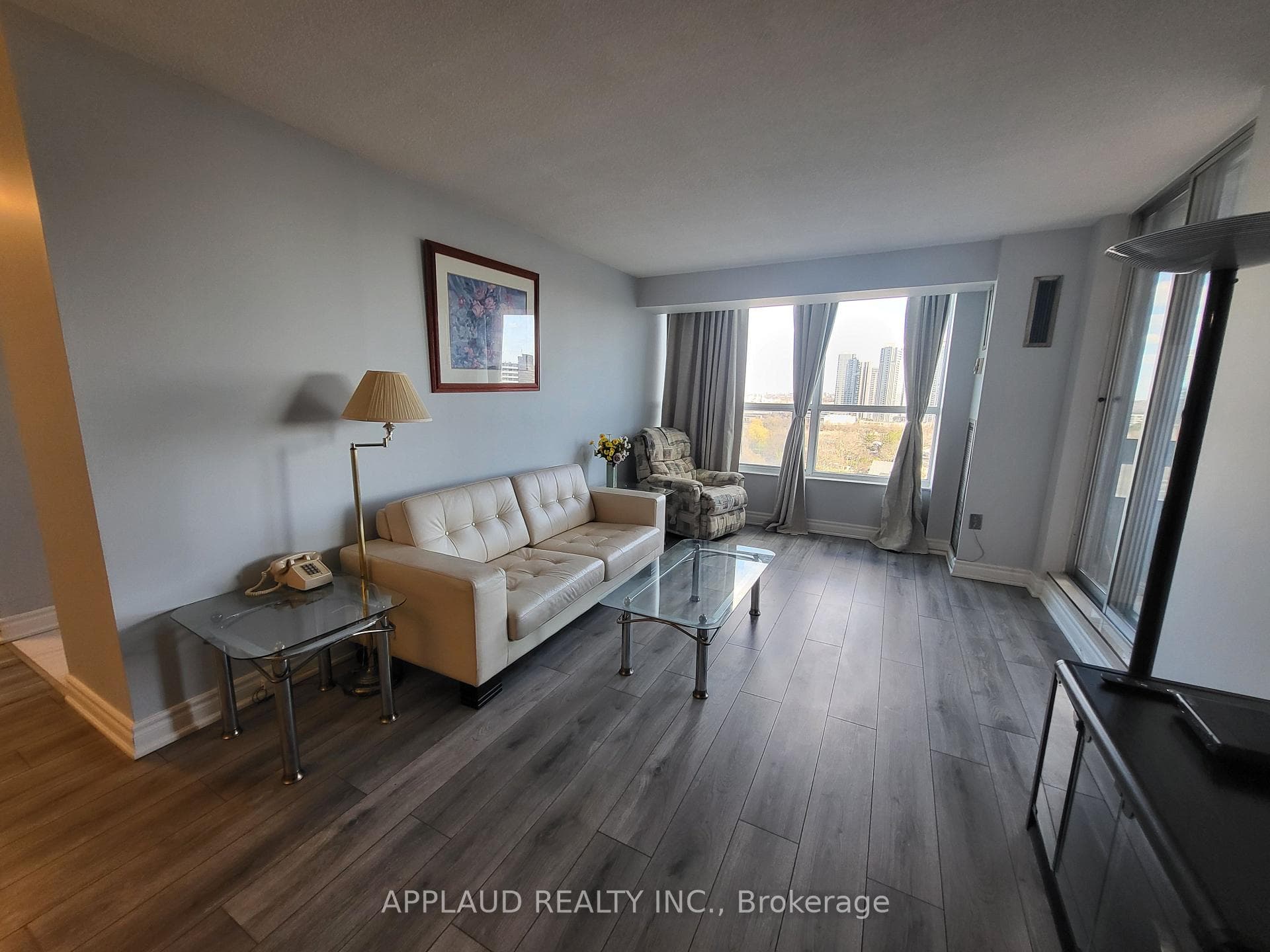 2365 Kennedy Road Unit 1810 photo 3