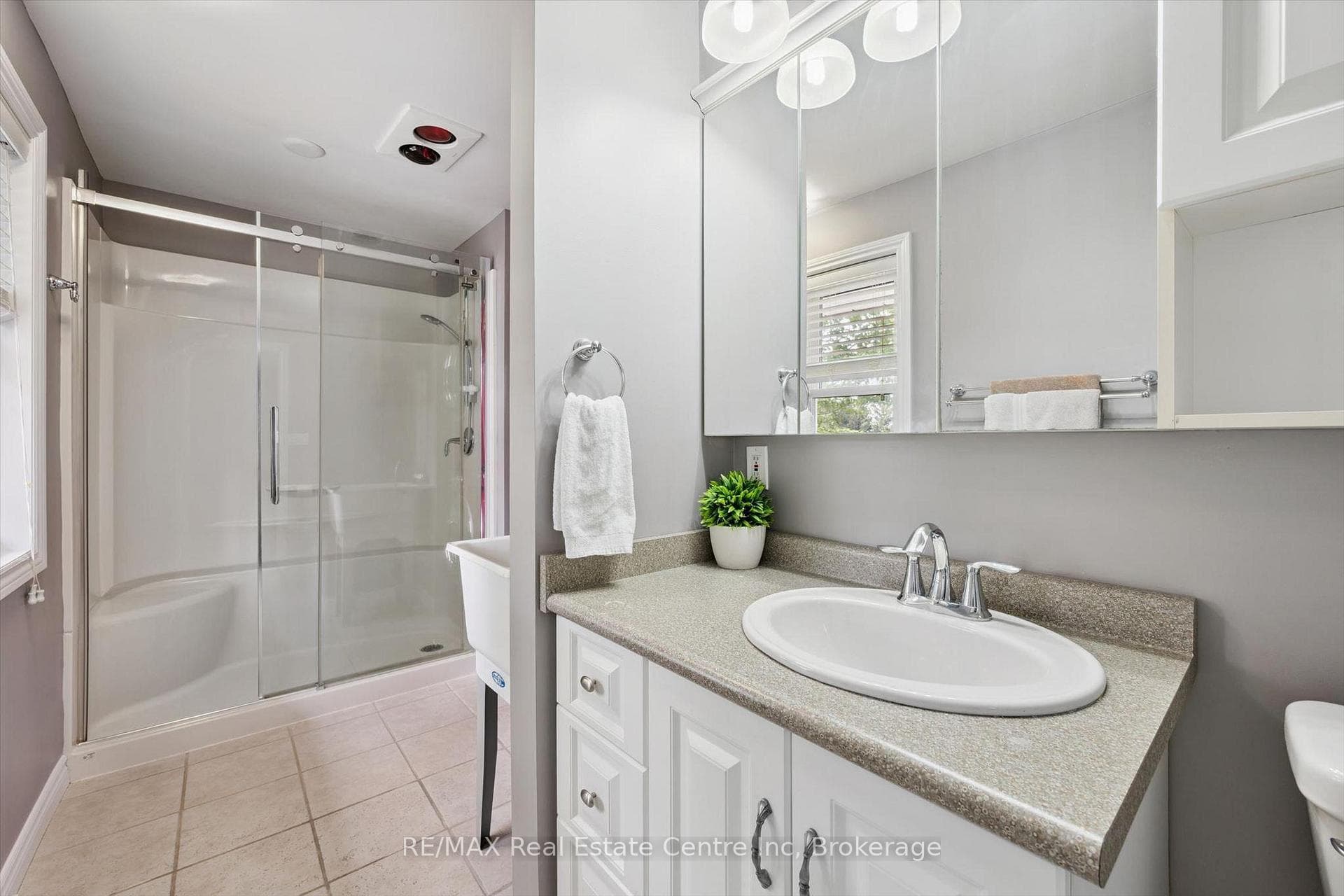 7459 Boyce Drive photo 10