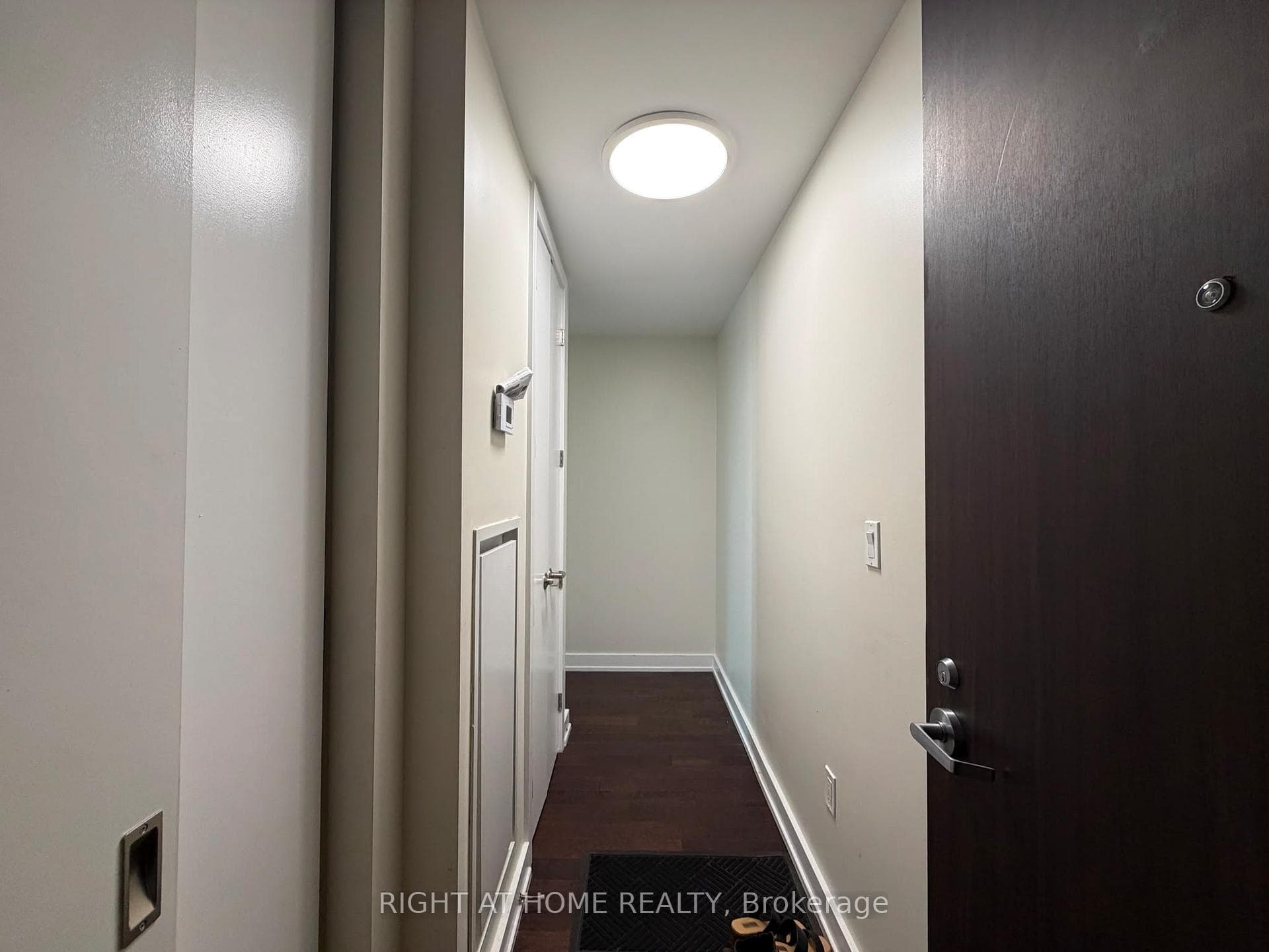 111 Champagne Avenue Unit 309 photo 7