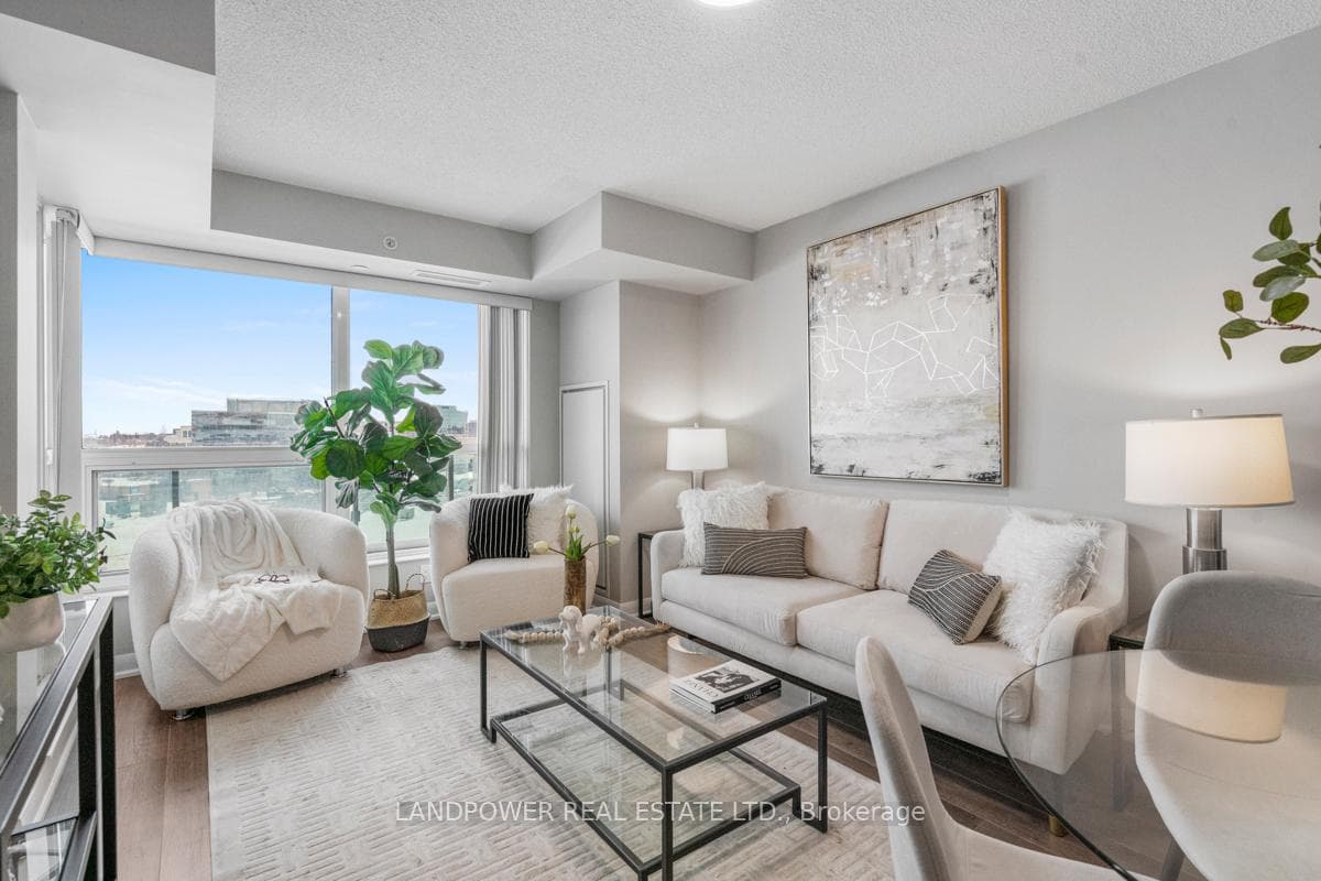 75 Norman Bethune Avenue Unit 516 photo 7