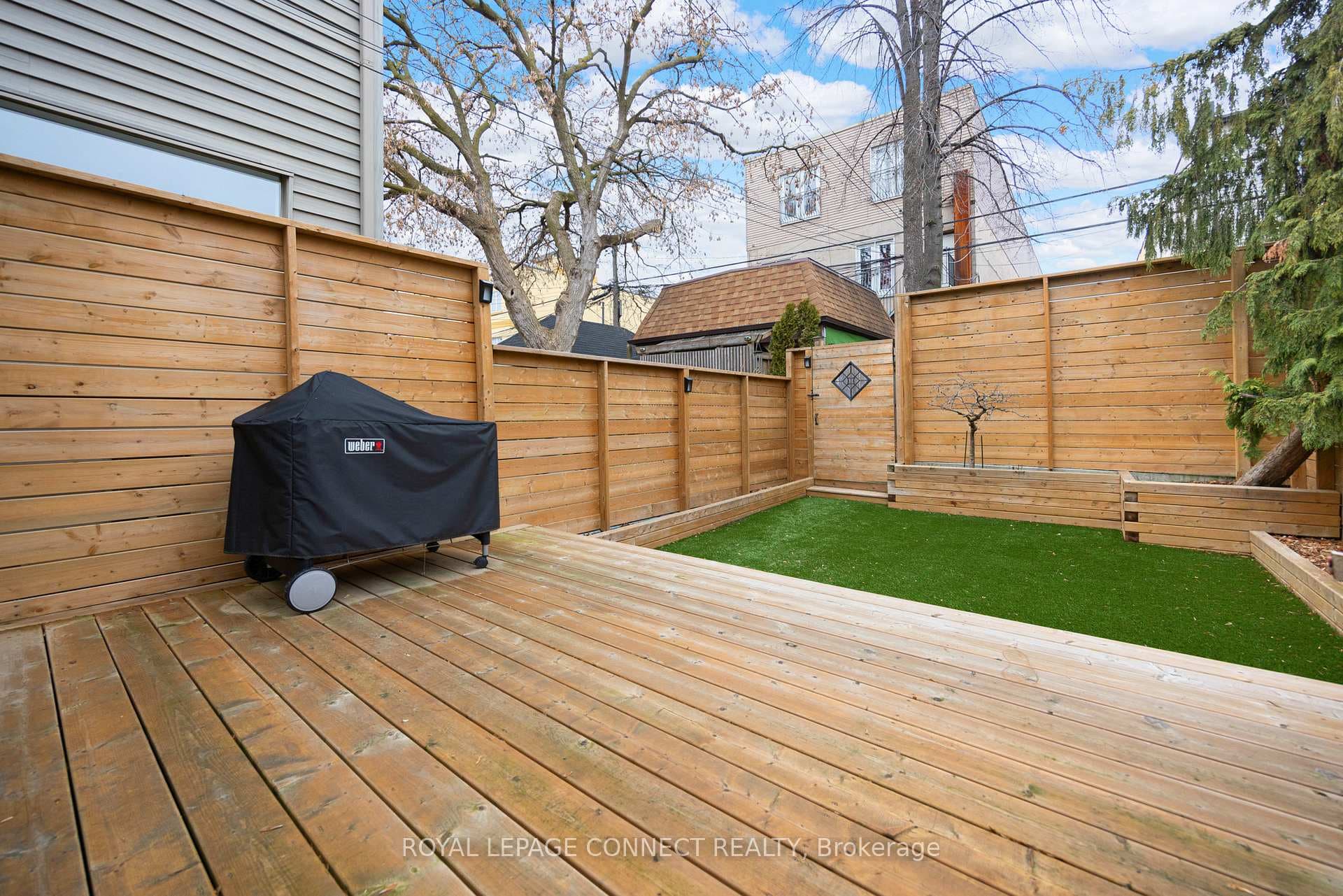 38 Hazelwood Avenue photo 27