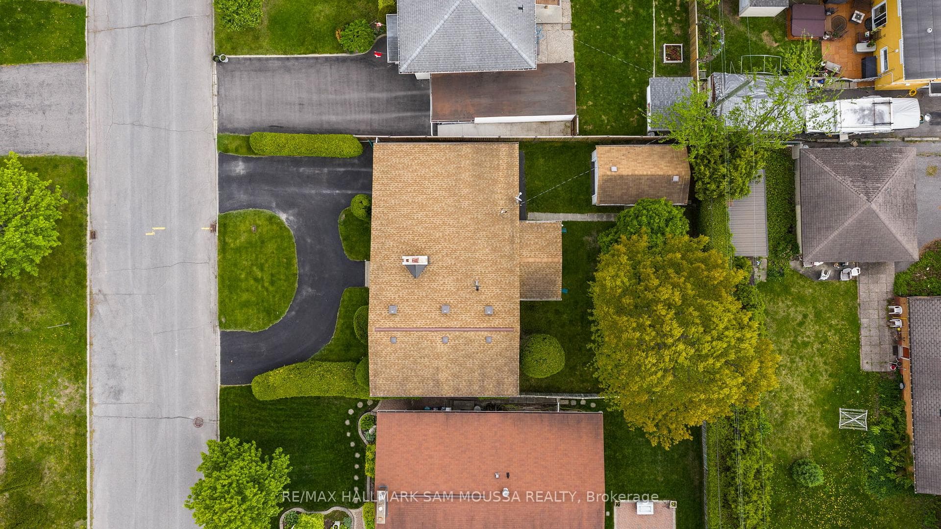 2176 Martha Avenue photo 38