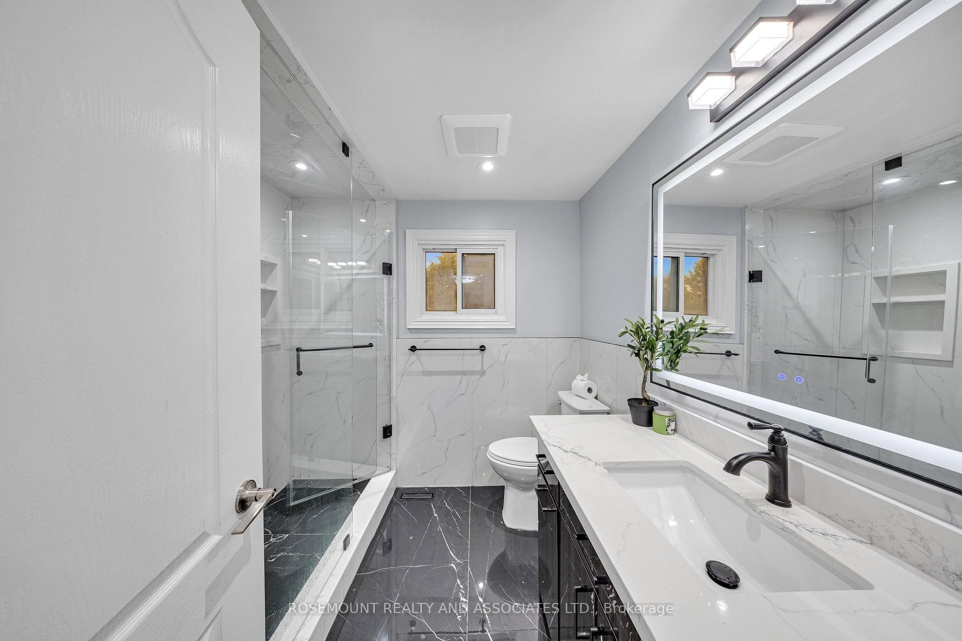 95 Rotherglen N Road photo 22