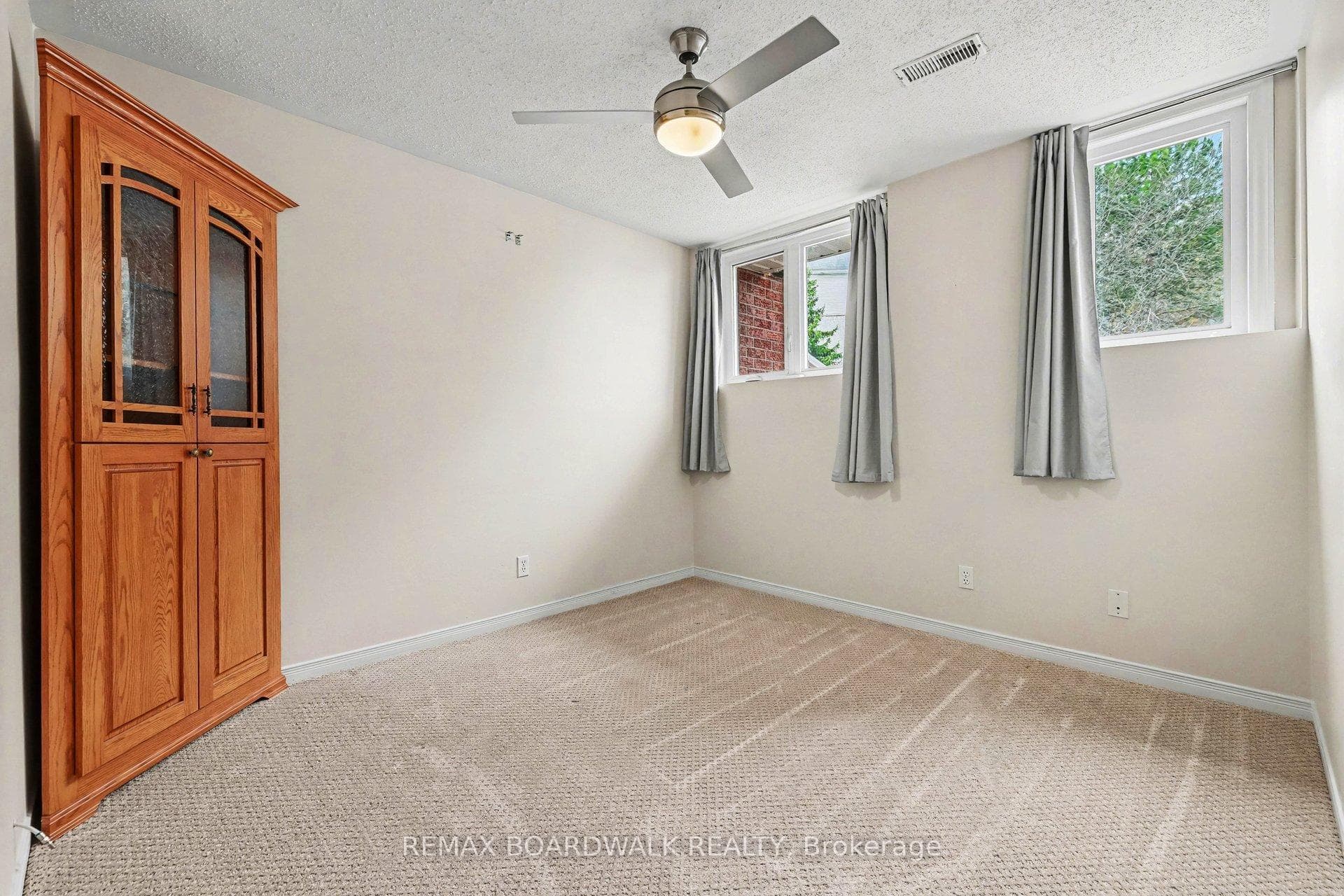 1607 Locksley Lane photo 18