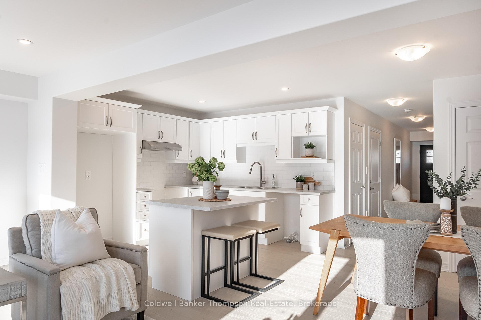 39 Charles Morley Boulevard photo 13