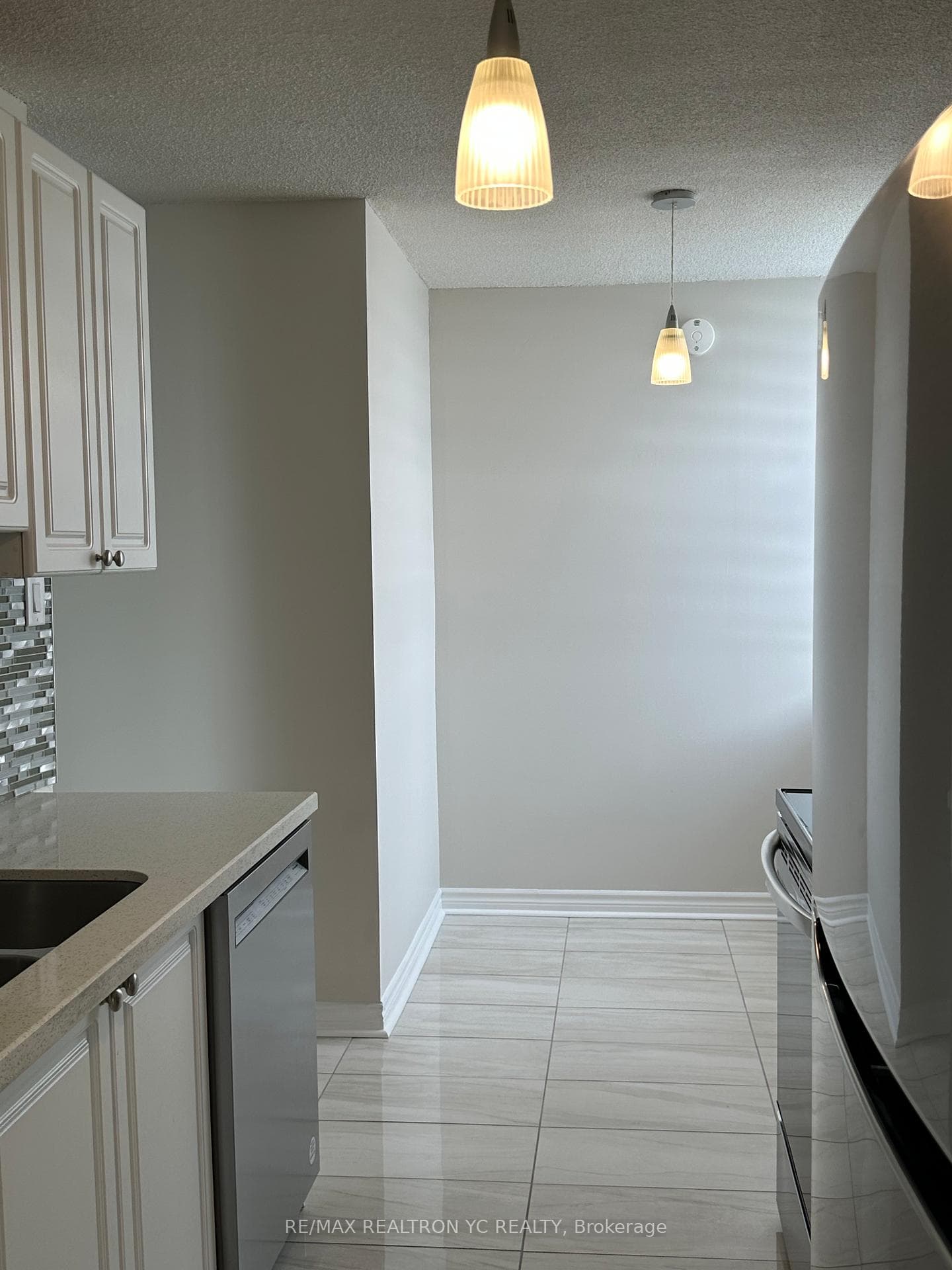 205 Hilda Avenue Unit 1204 photo 10