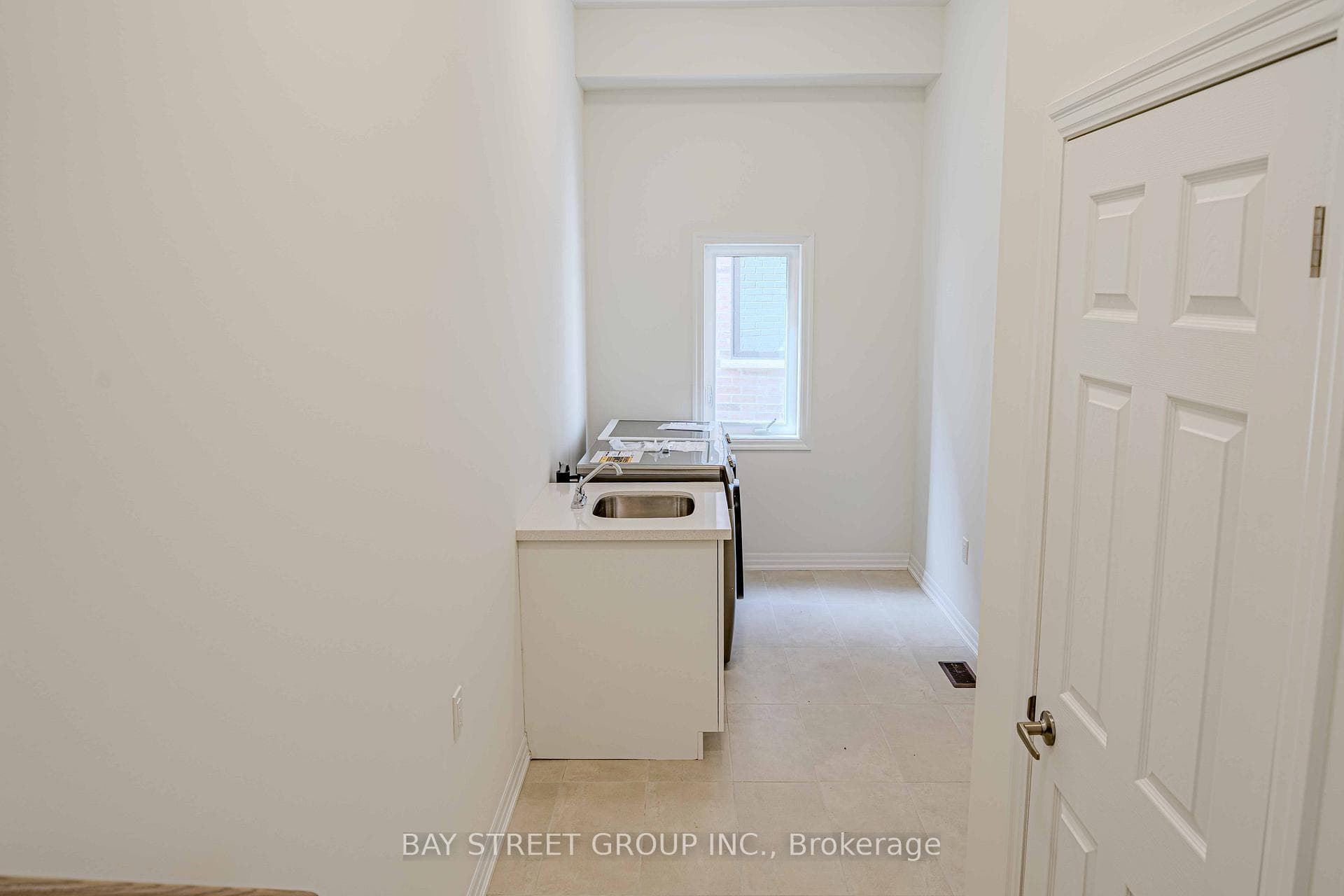 21 Stennett Drive photo 5