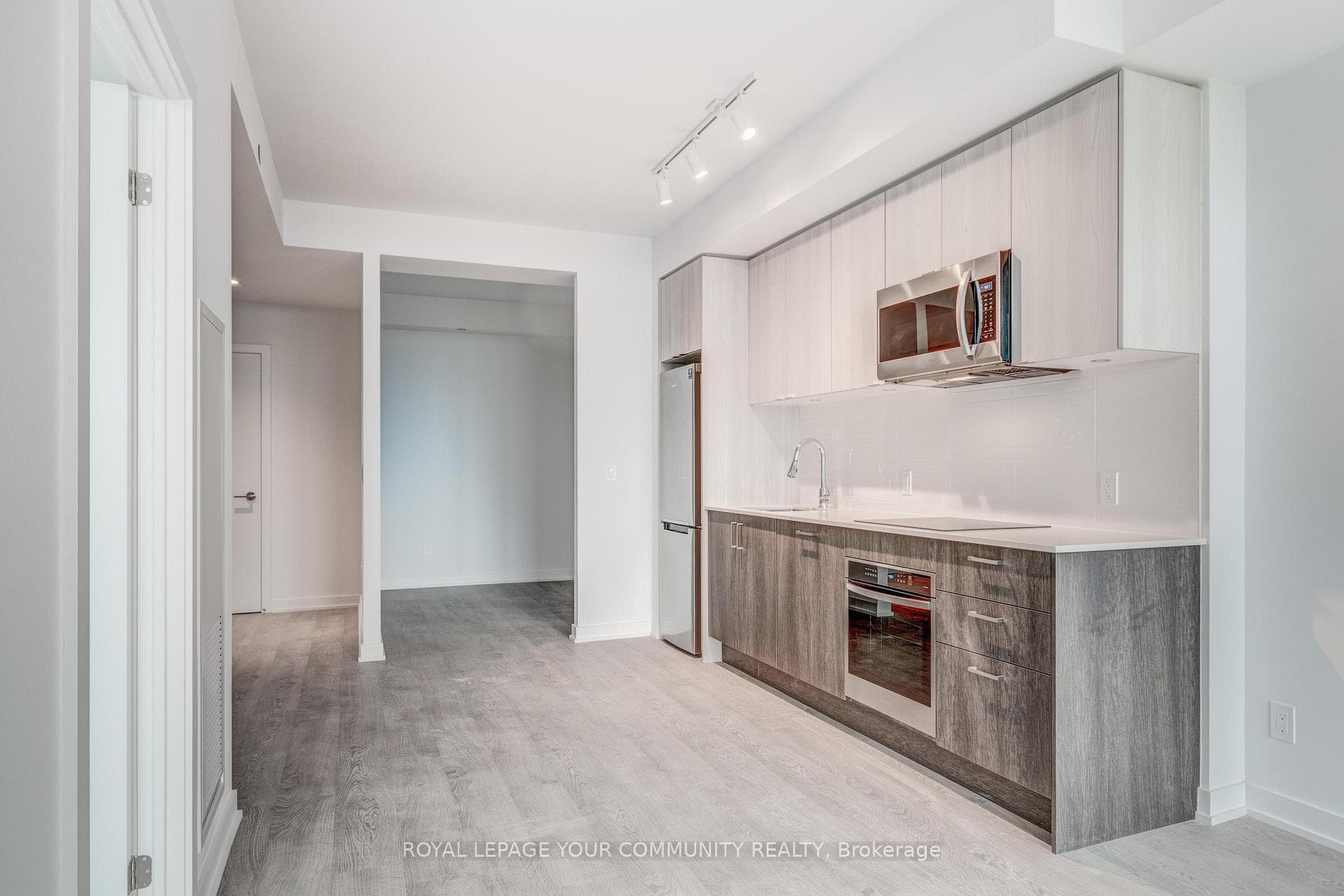 1926 Lake Shore Boulevard Unit 2301 photo 6