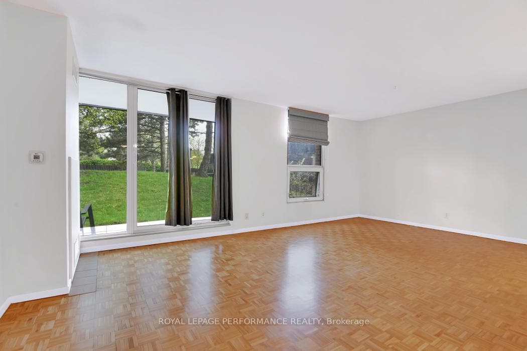 2951 Riverside Drive Unit 102 photo 17