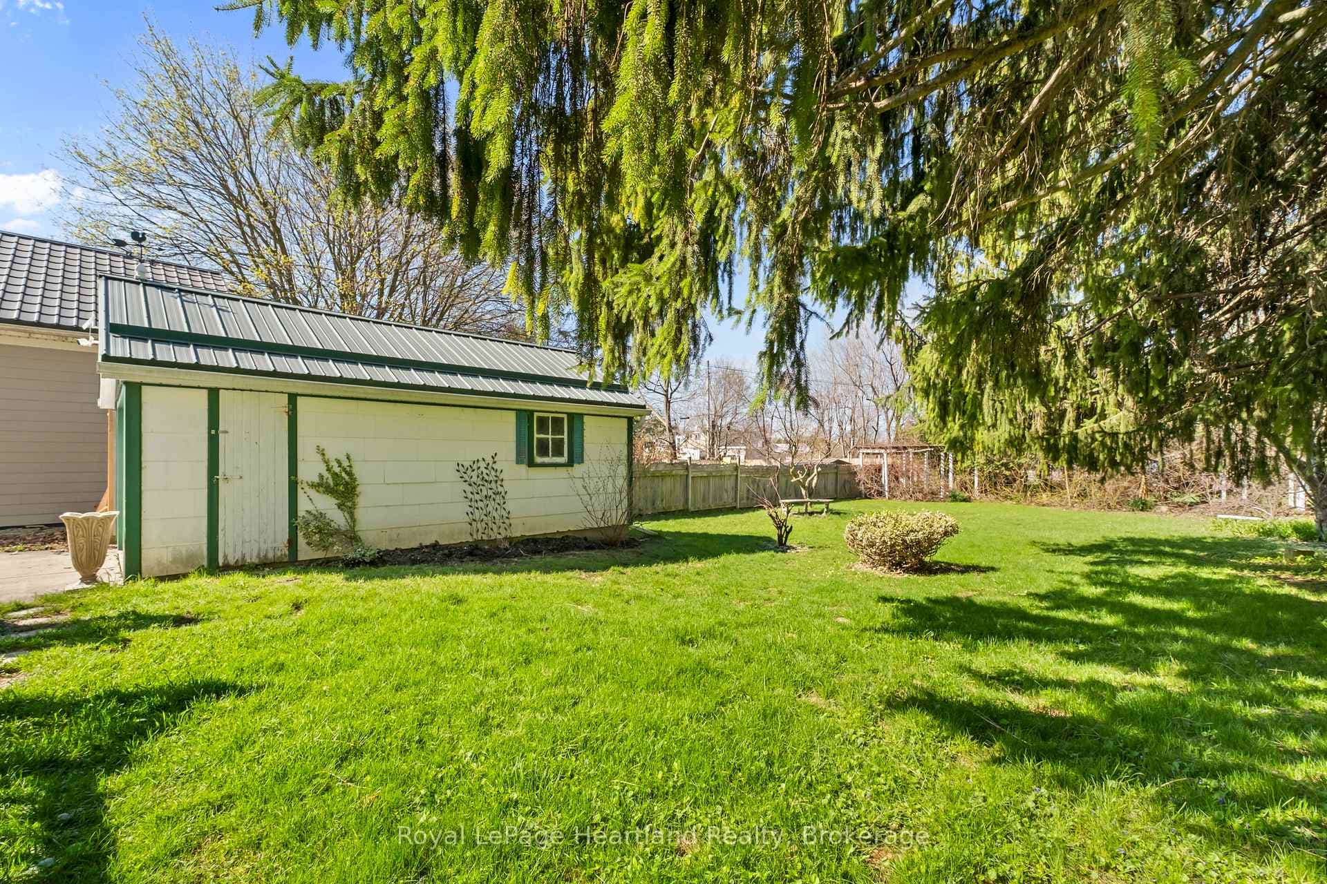117 Andrew Street photo 30