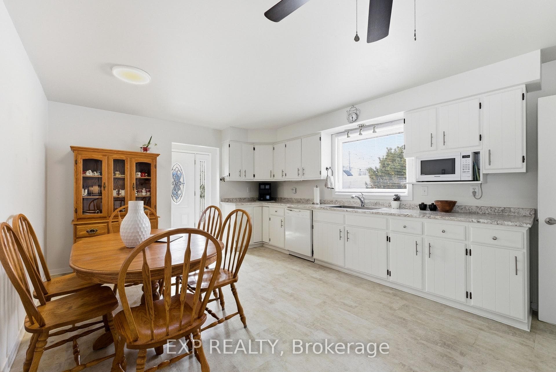 56 Graham Street photo 12