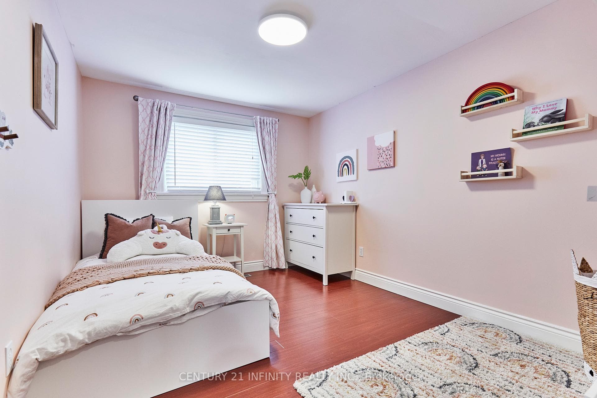 24 Kenton Court photo 29
