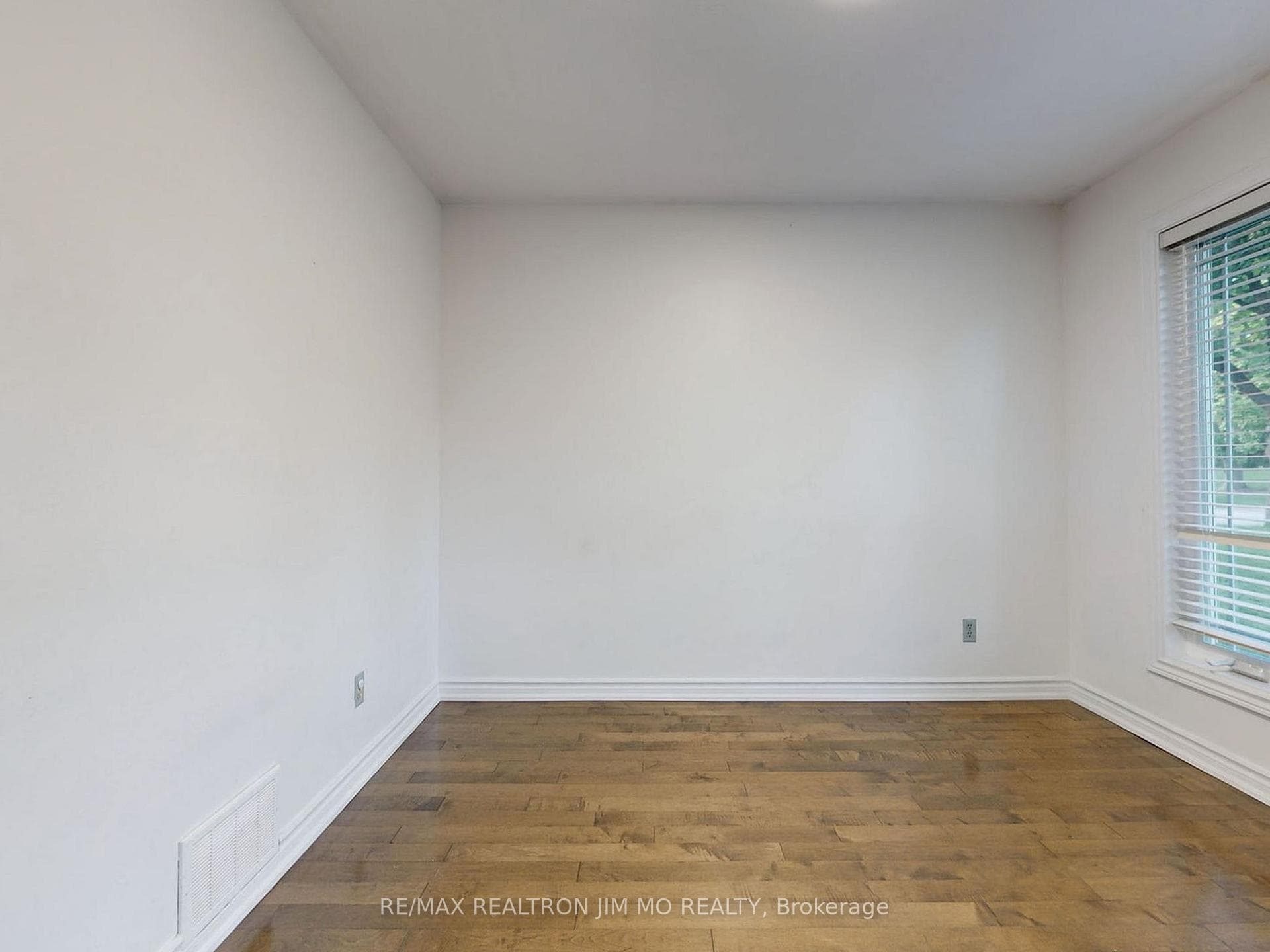 40 Gladiator Road Unit Main photo 8