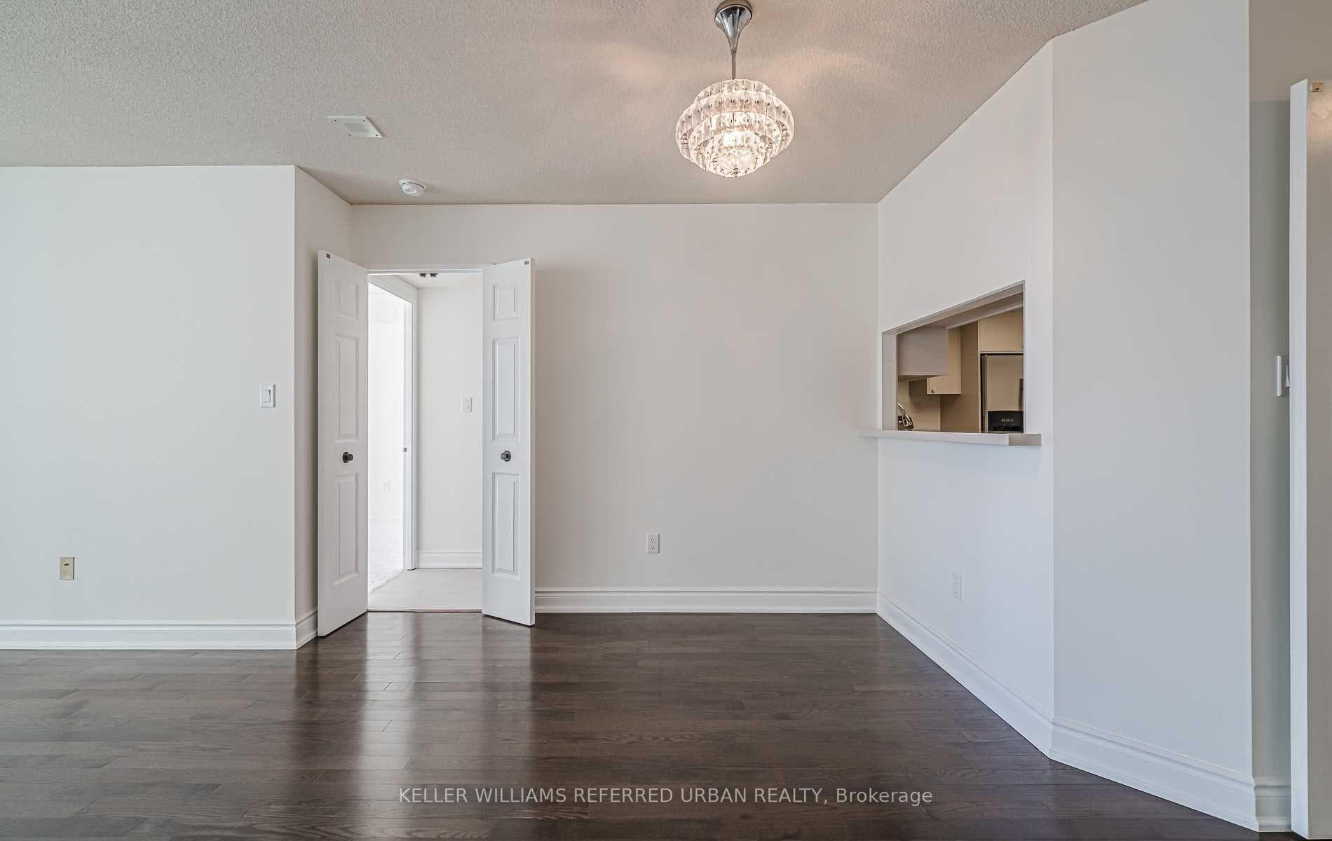 5444 Yonge Street Unit 506A photo 9
