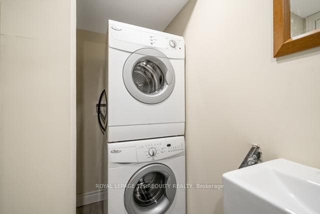 1 Devineridge Avenue photo 10