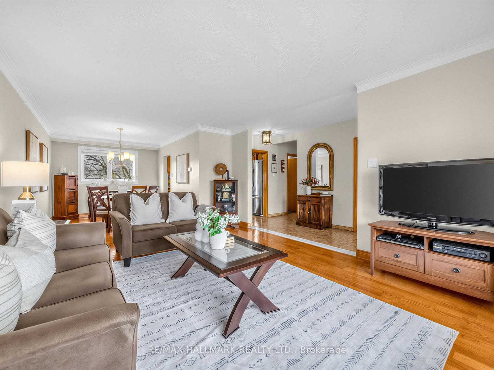 1649 Carletta Drive photo 8