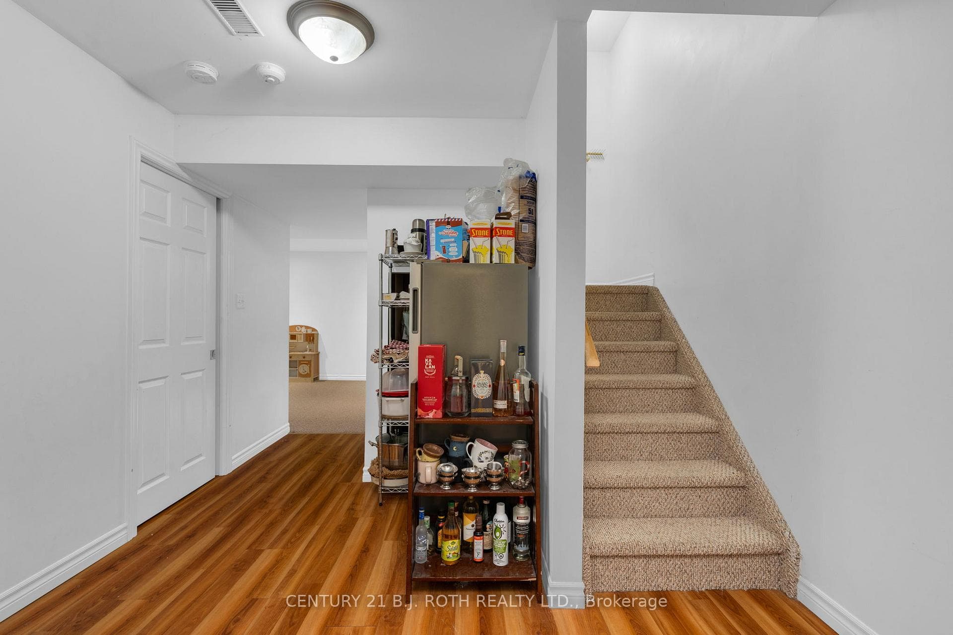 1453 Rankin Way photo 20