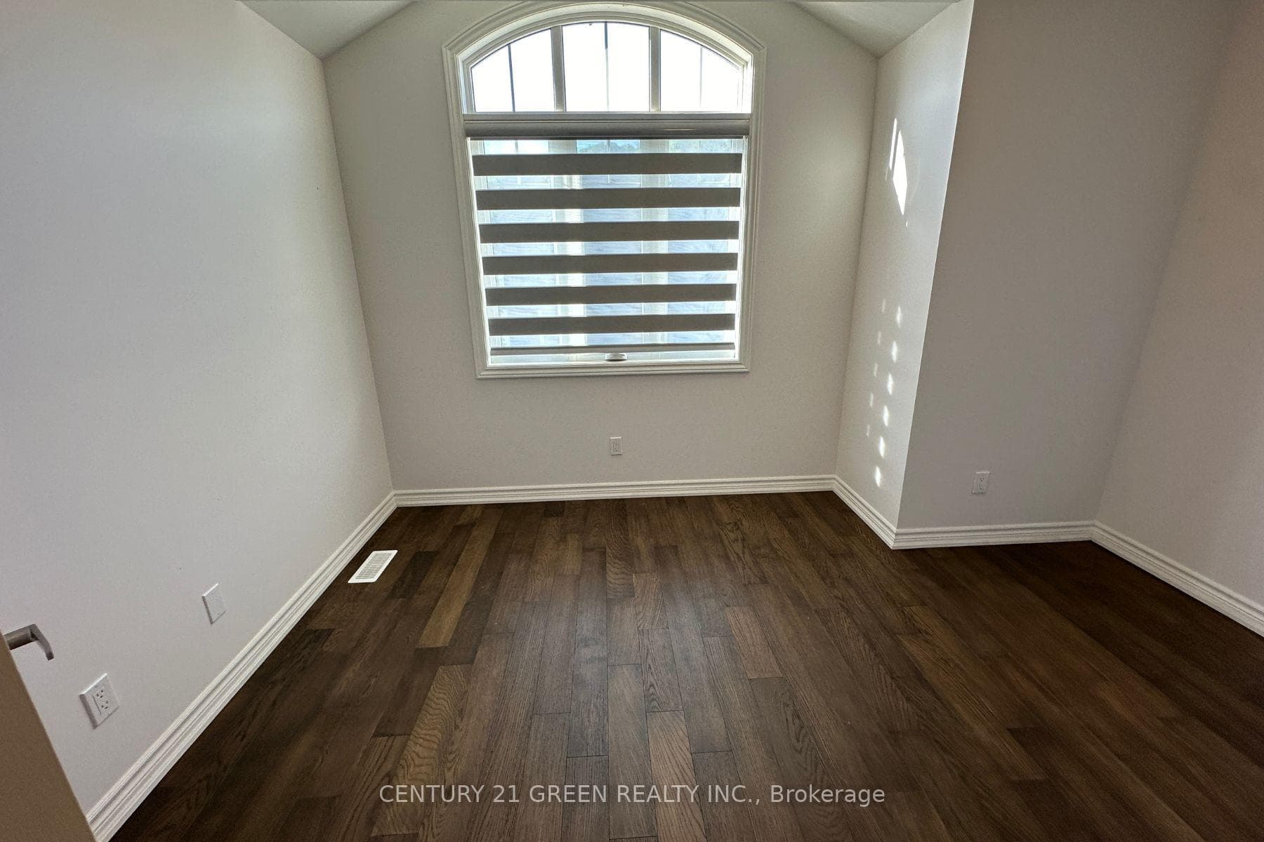 163 Rosie Street photo 12