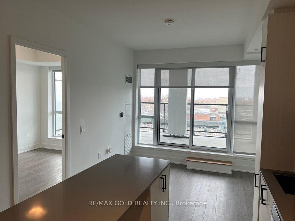 50 George Butchart Drive Unit 422 photo 12