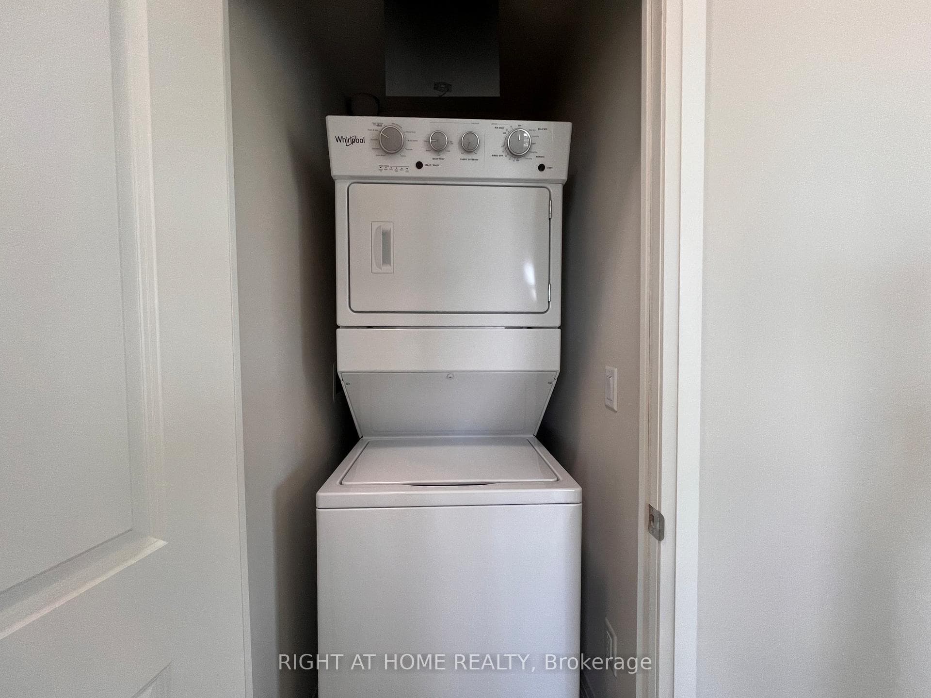 50 HERRICK Avenue Unit UP 18 photo 21