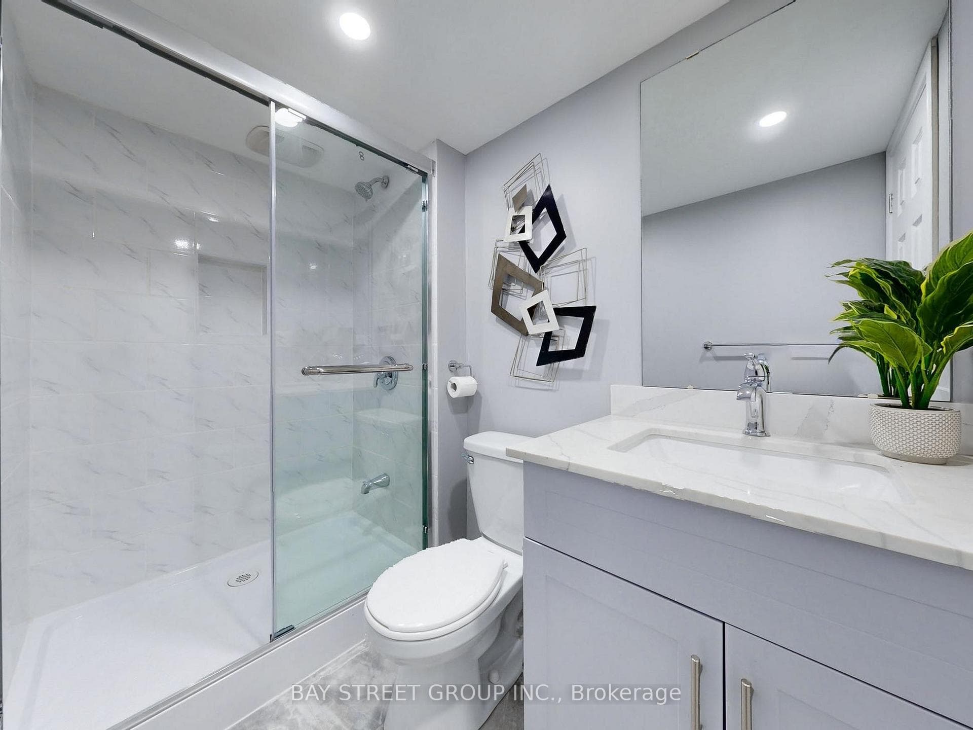 730 Hammersly Boulevard photo 35