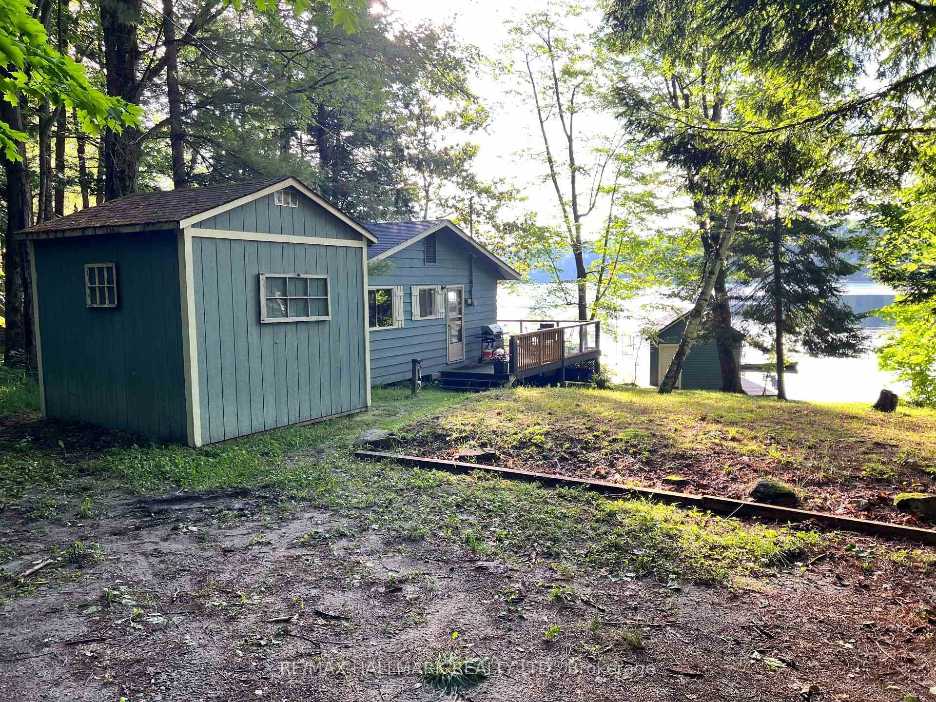 1040 Mahon Farm Road photo 11