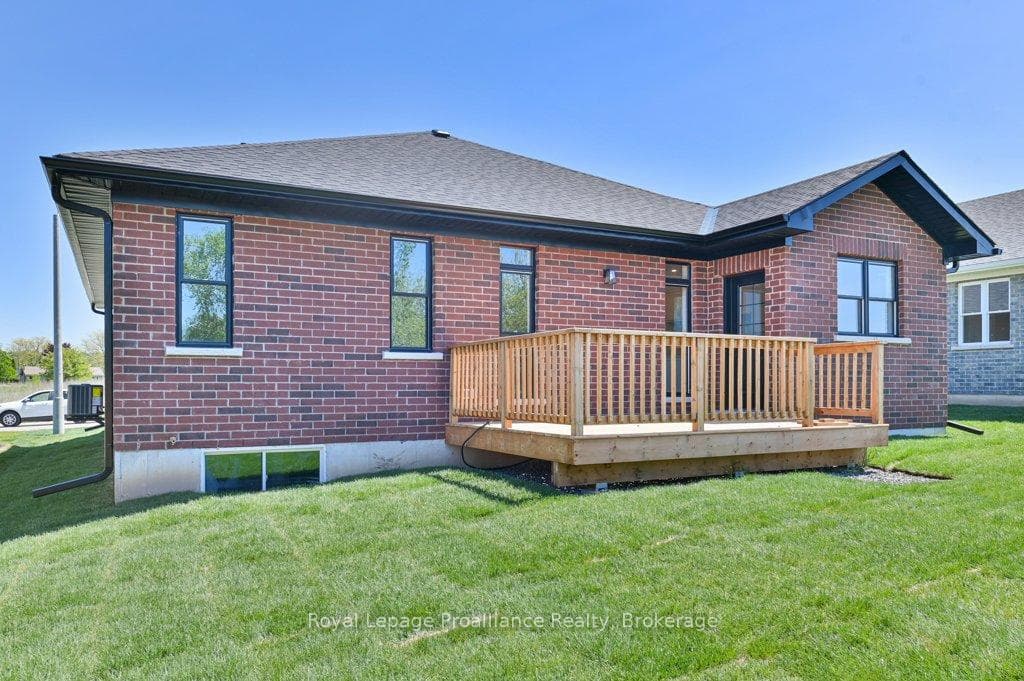 8 Dunmor Street photo 34